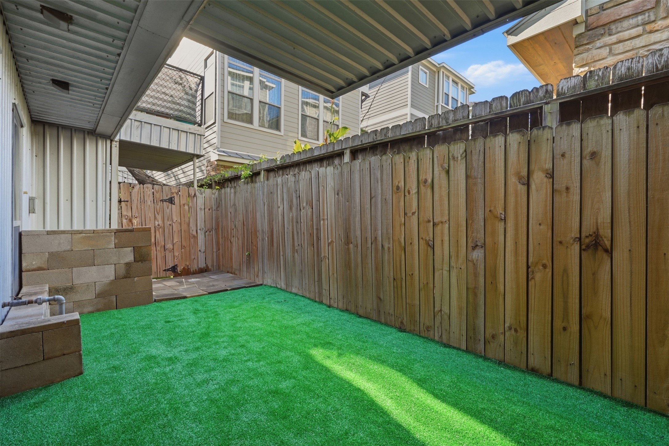 6138 Grand Boulevard Property Photo 17