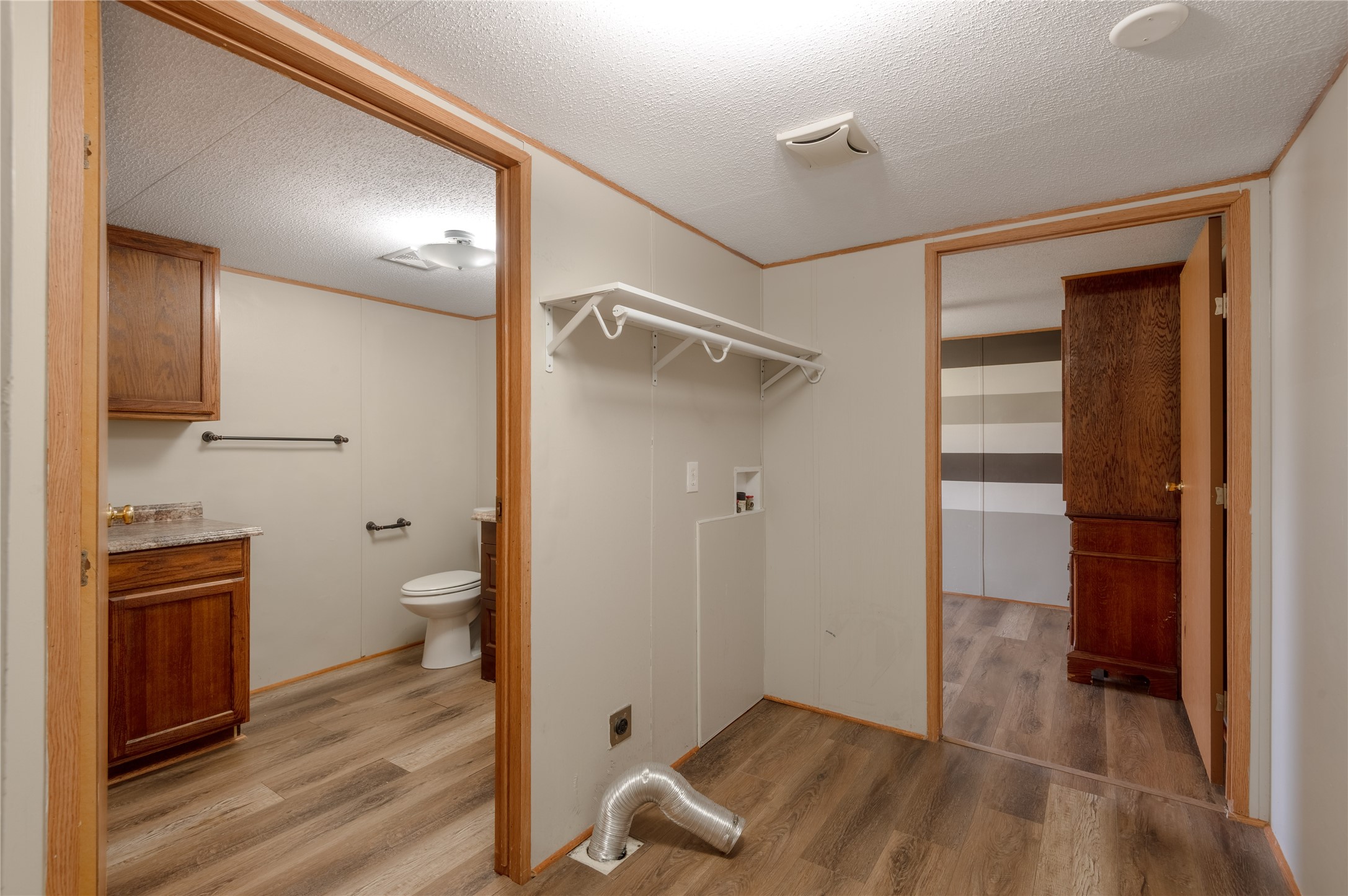 37 Riverside Lane C Property Photo 14