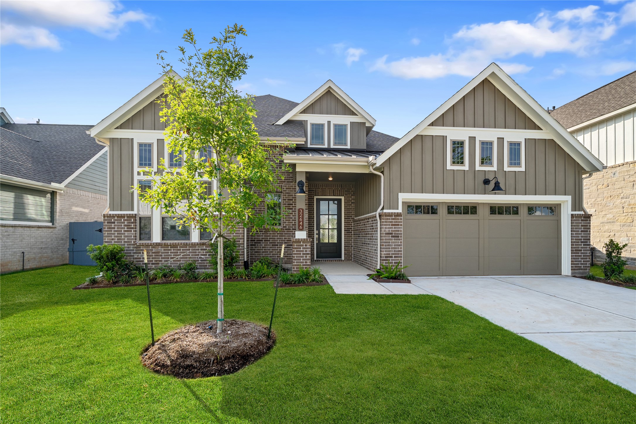 32646 Fly Fish Way Property Photo 1