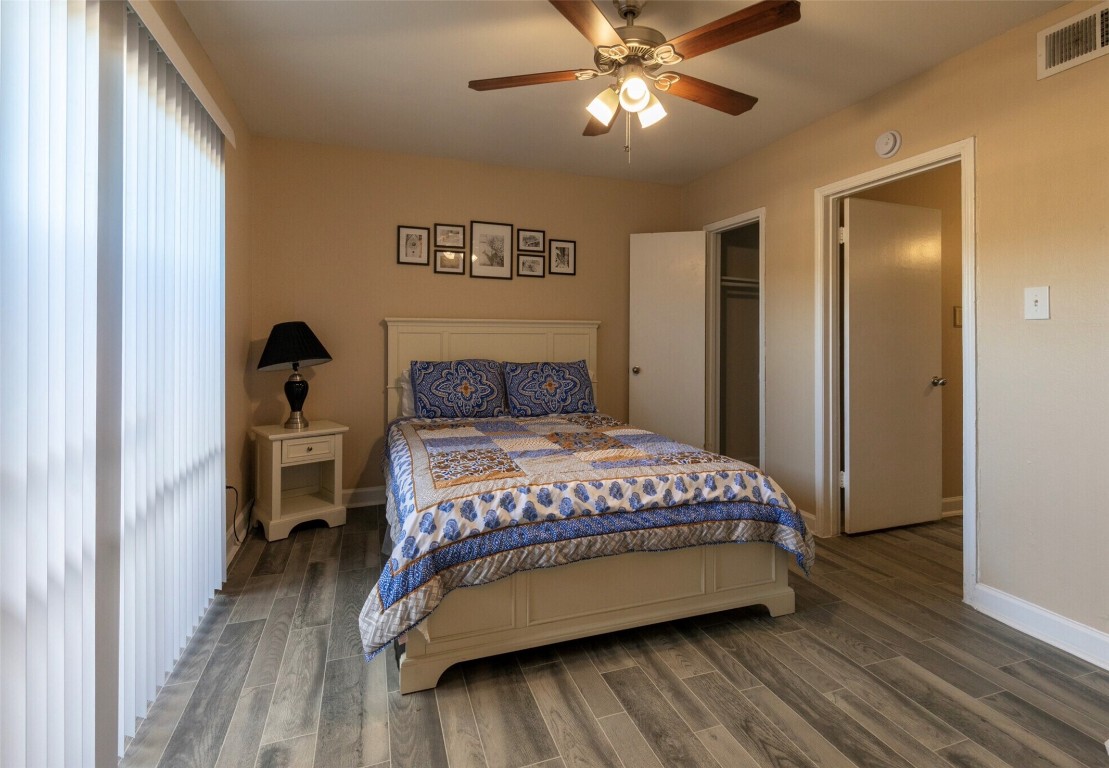 9407 Westheimer Road 305 Property Photo 5