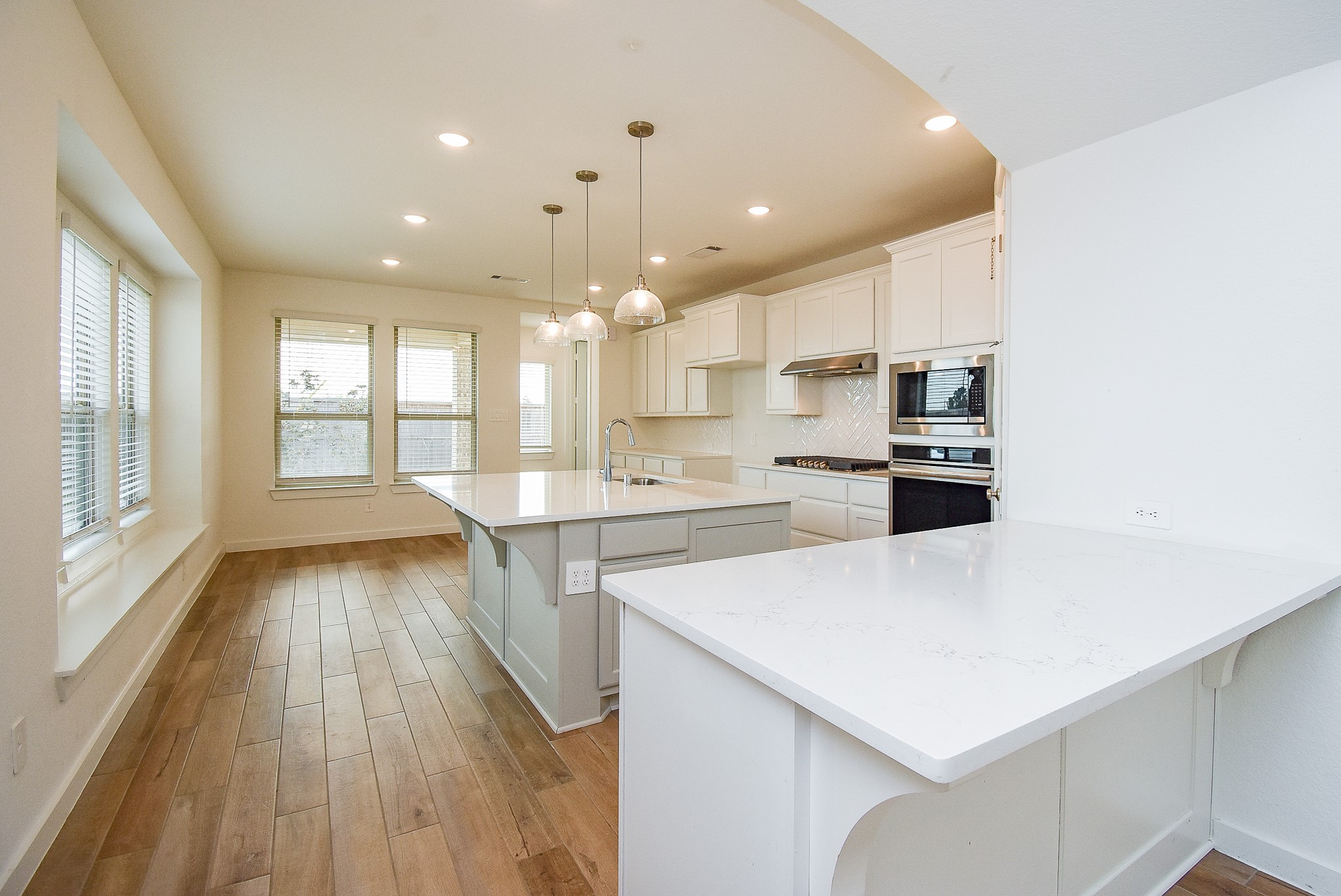 2526 Seedling Street Property Photo 8