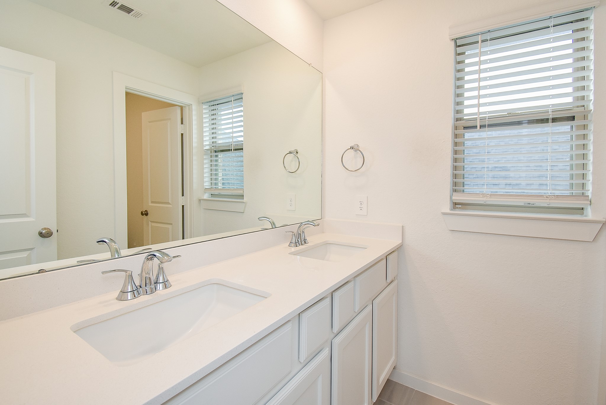 2526 Seedling Street Property Photo 25