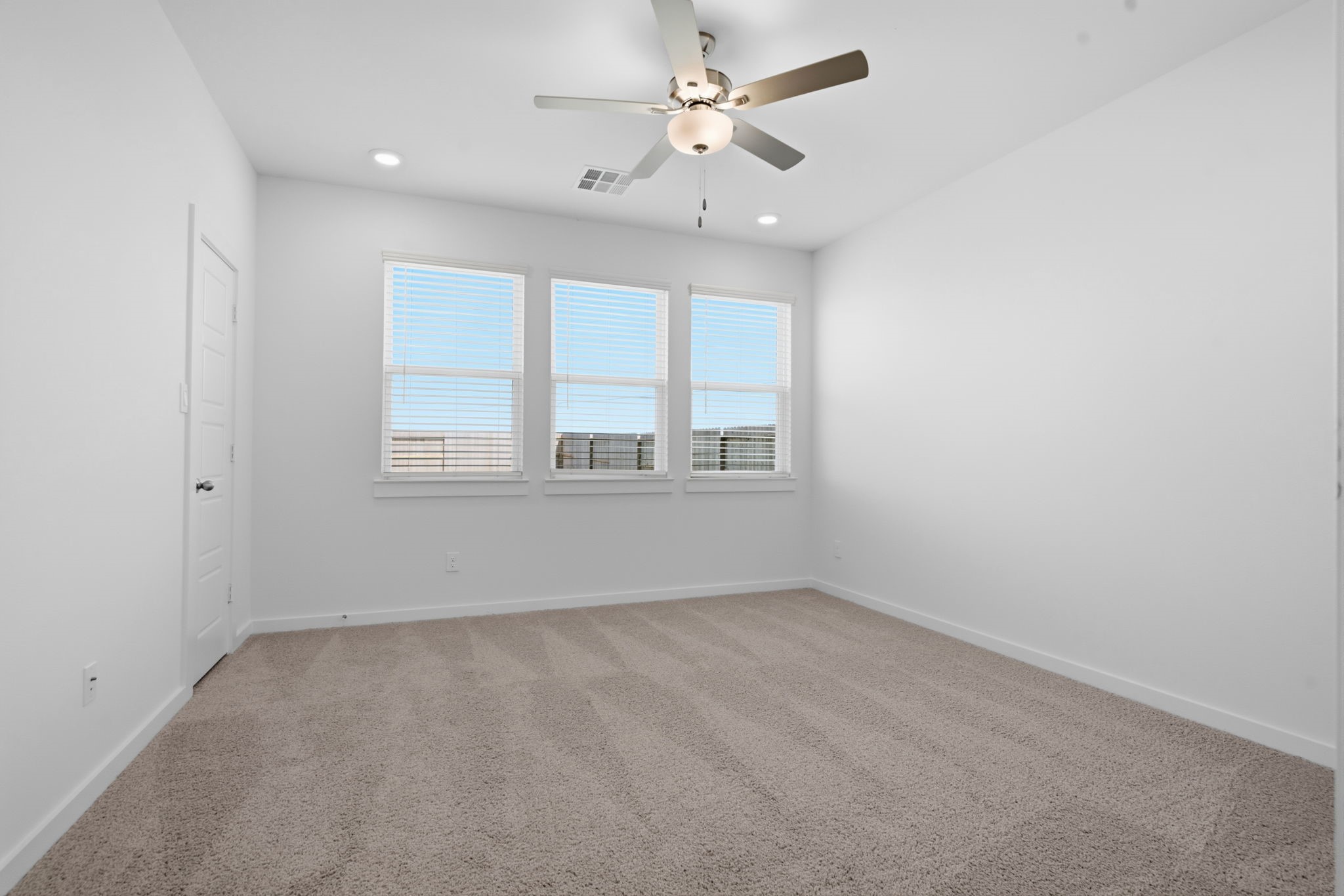 13731 Olympic River Lane Property Photo 19