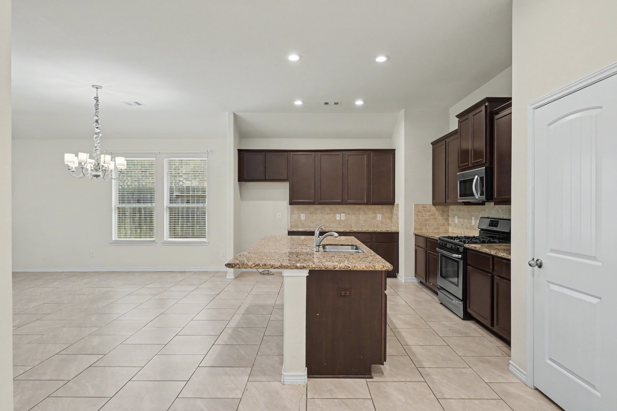 12250 Antilles Lane Property Photo 6