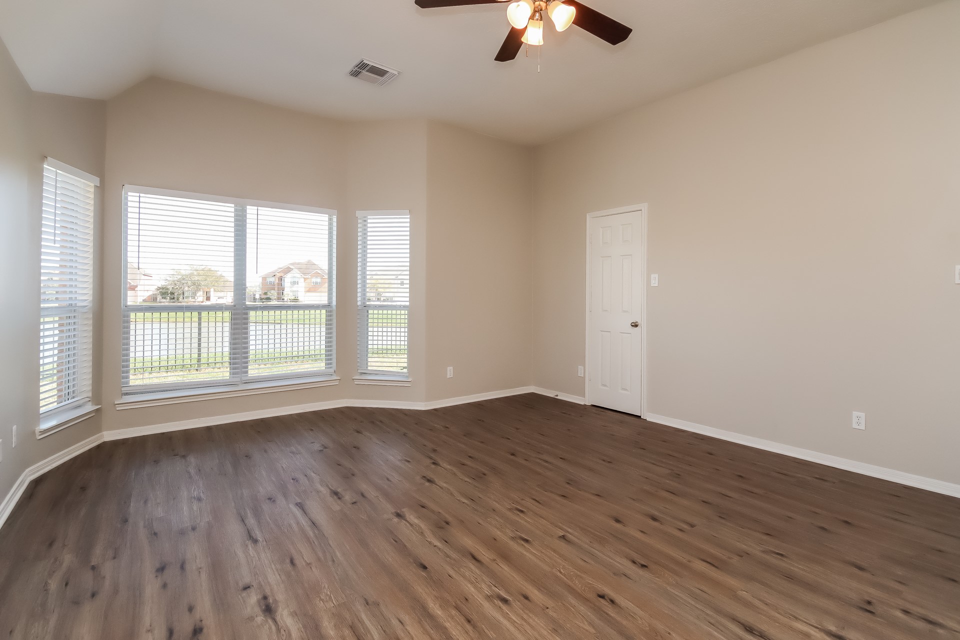 22 Atascadero Drive Property Photo 8