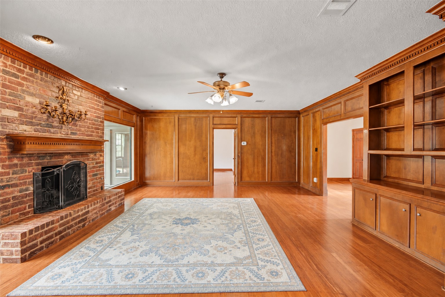 8412 Hidden Trail Lane Property Photo 7