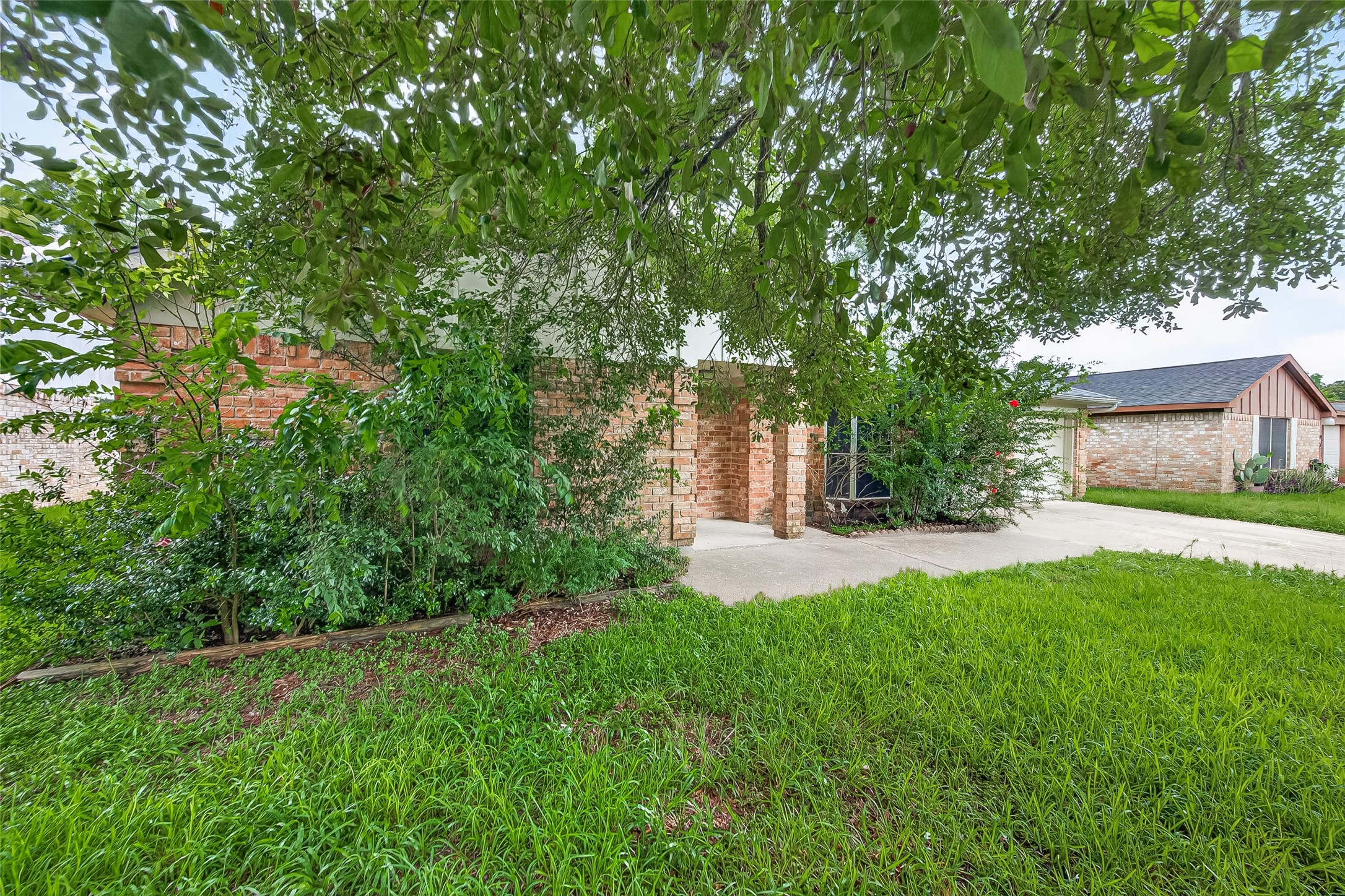 7214 Addicks Clodine Road Property Photo 3