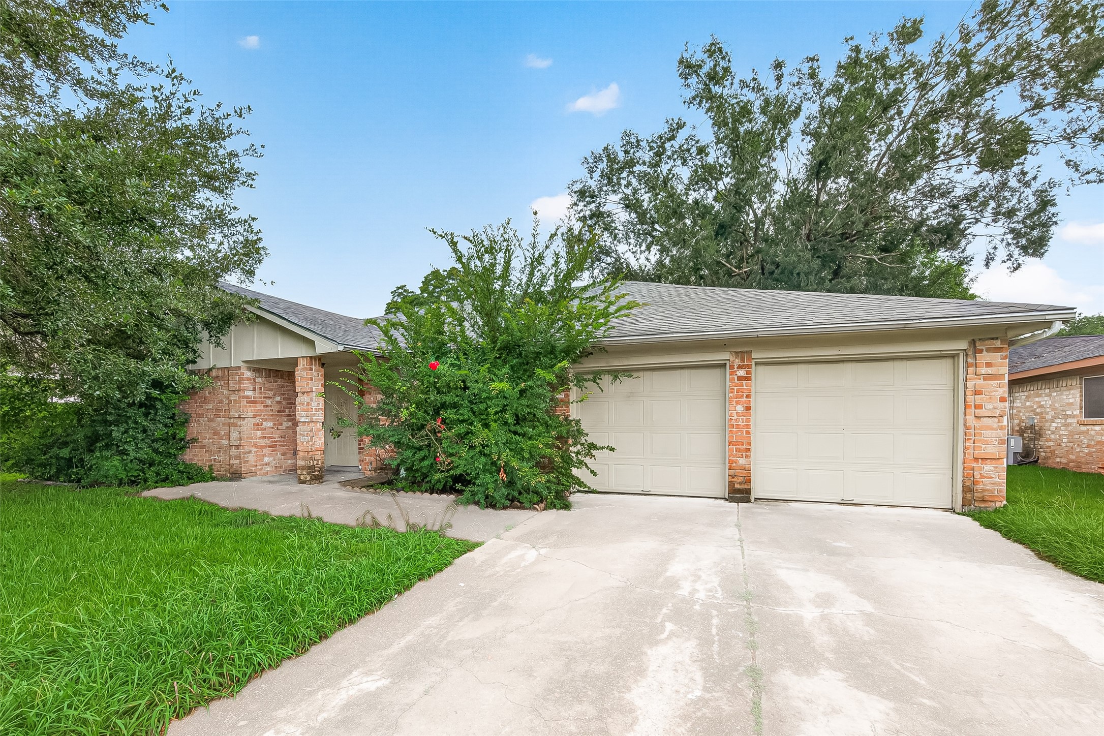 7214 Addicks Clodine Road Property Photo 4