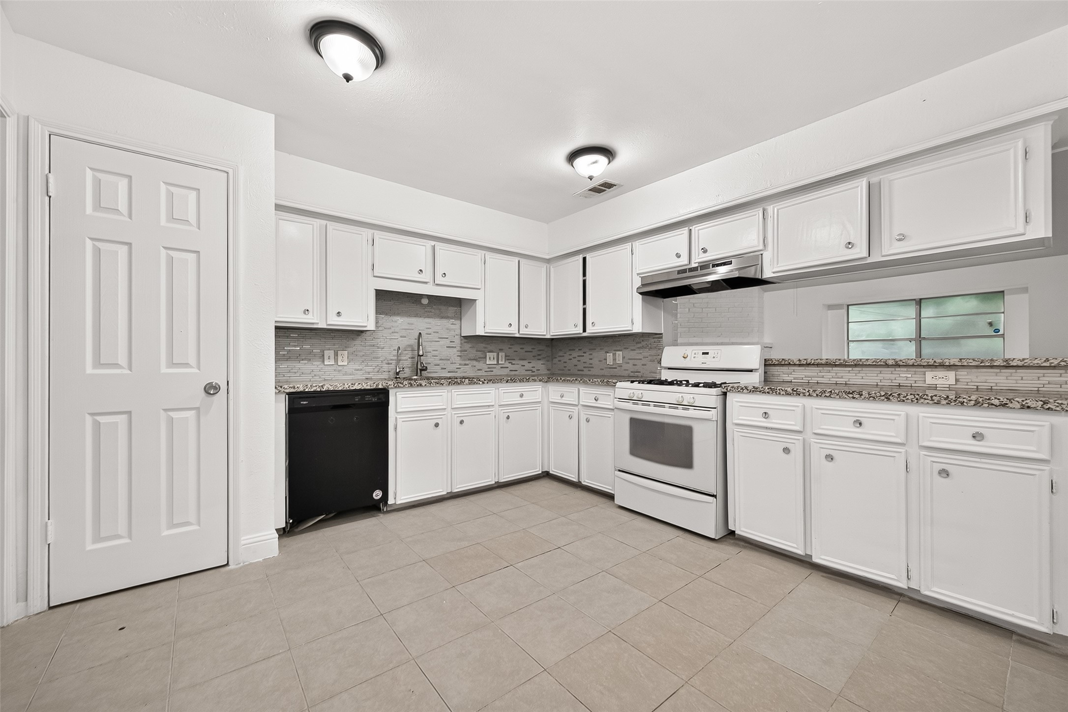 7214 Addicks Clodine Road Property Photo 18