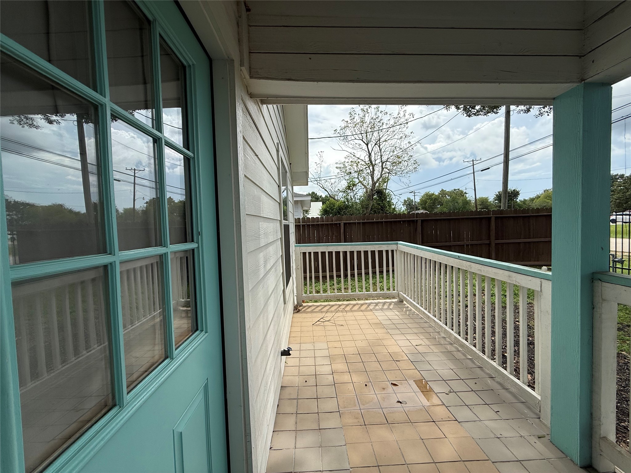 506 N Thomason Street Property Photo 14