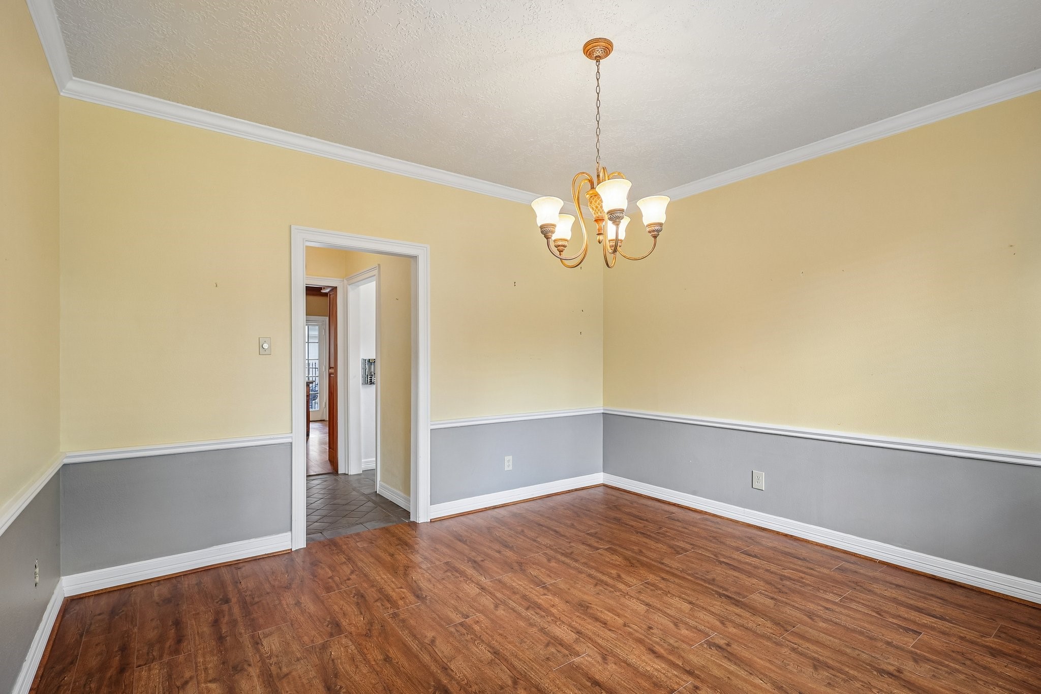 907 Remington Court Property Photo 11
