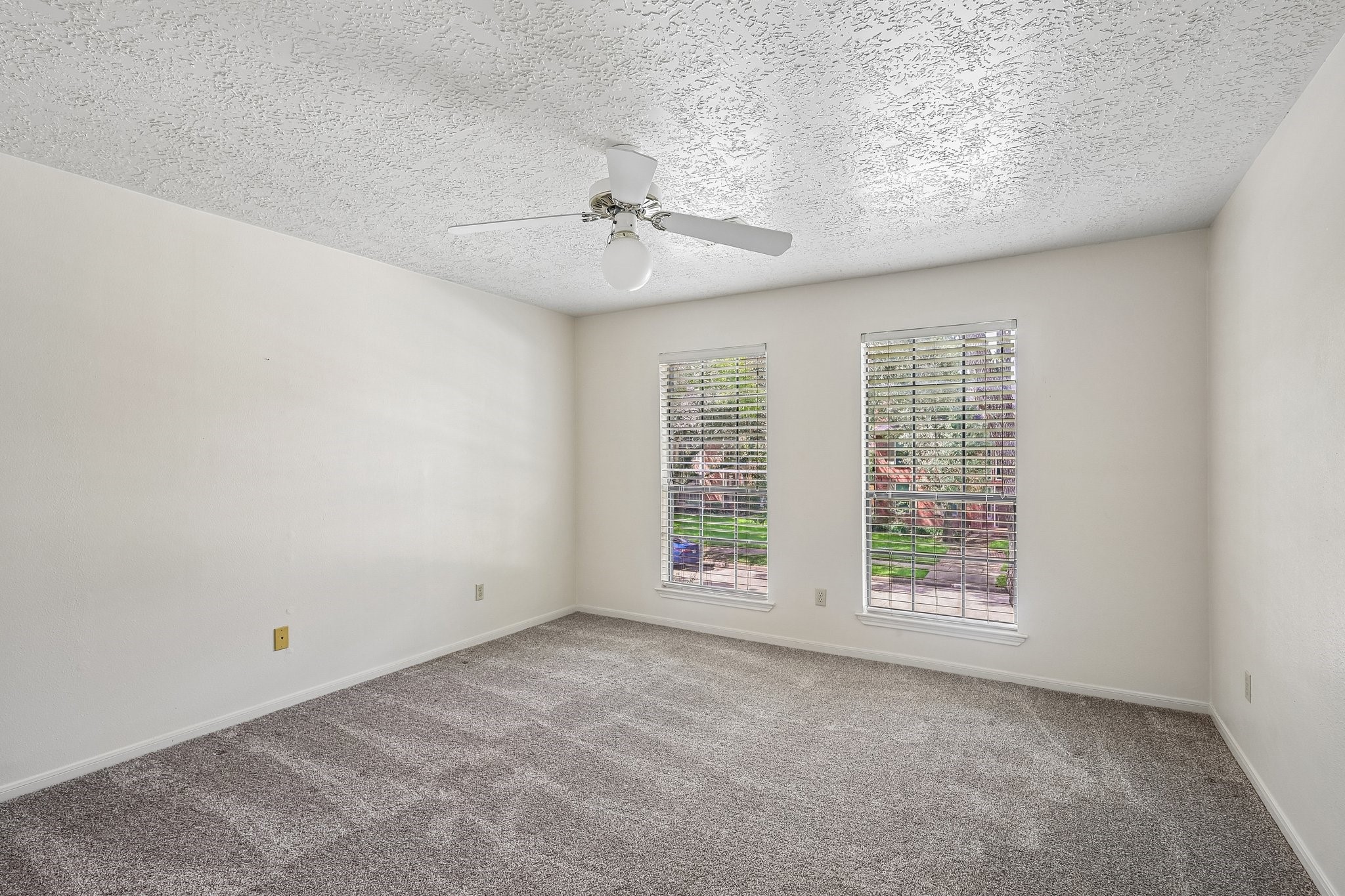 907 Remington Court Property Photo 25