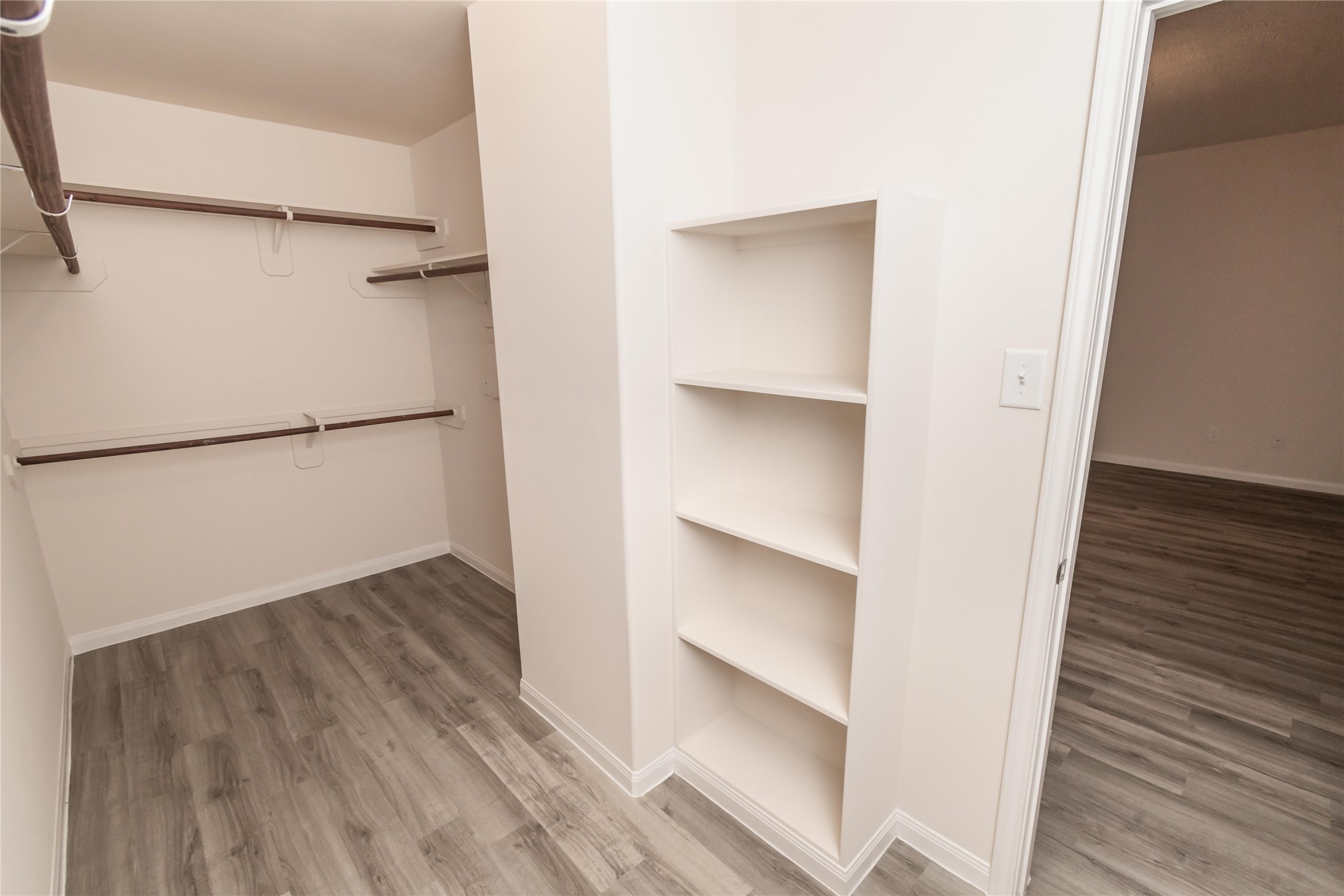 6247 Brenwood Circle Property Photo 10