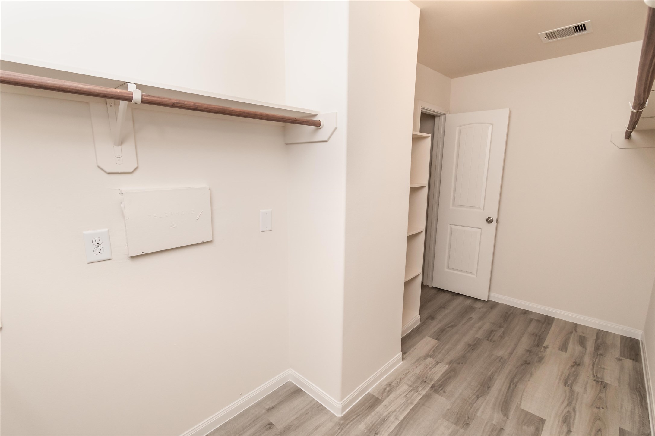 6247 Brenwood Circle Property Photo 11