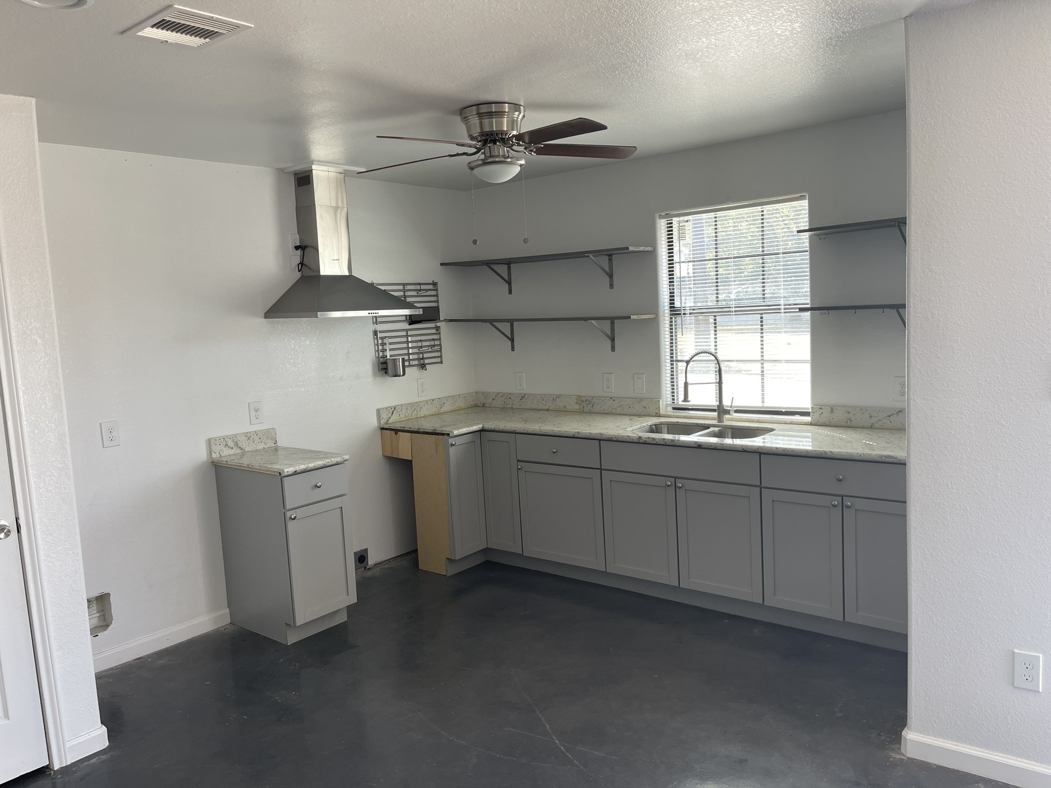 410 Sugar Haven Lane C Property Photo 2