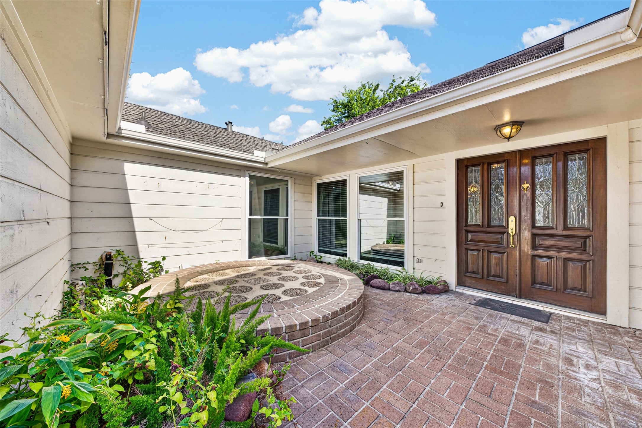 14122 Woodnook Drive Property Photo 2