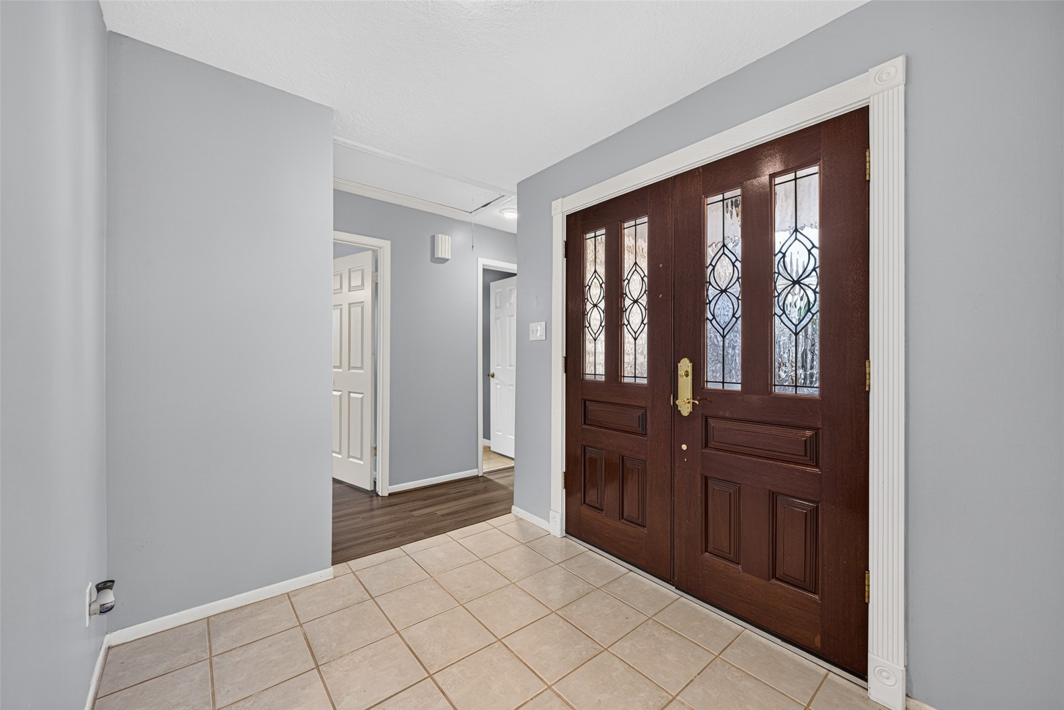14122 Woodnook Drive Property Photo 4