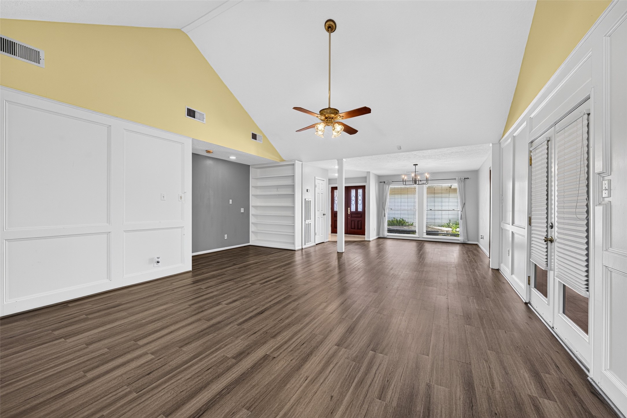 14122 Woodnook Drive Property Photo 9