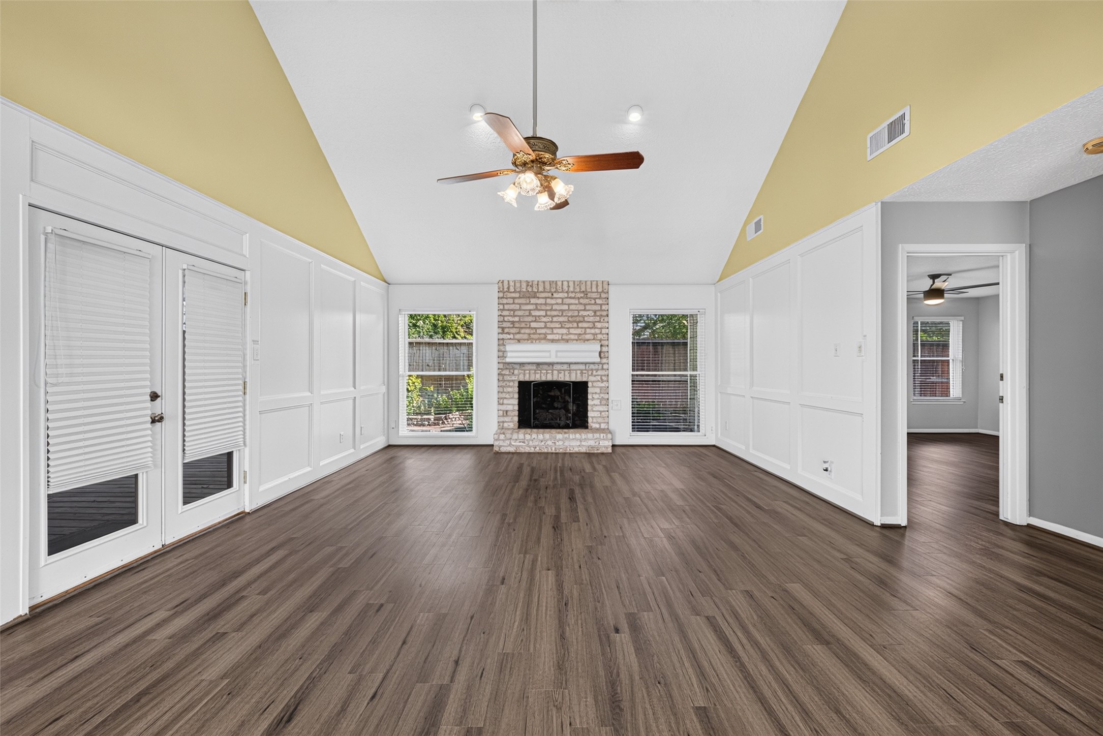 14122 Woodnook Drive Property Photo 10