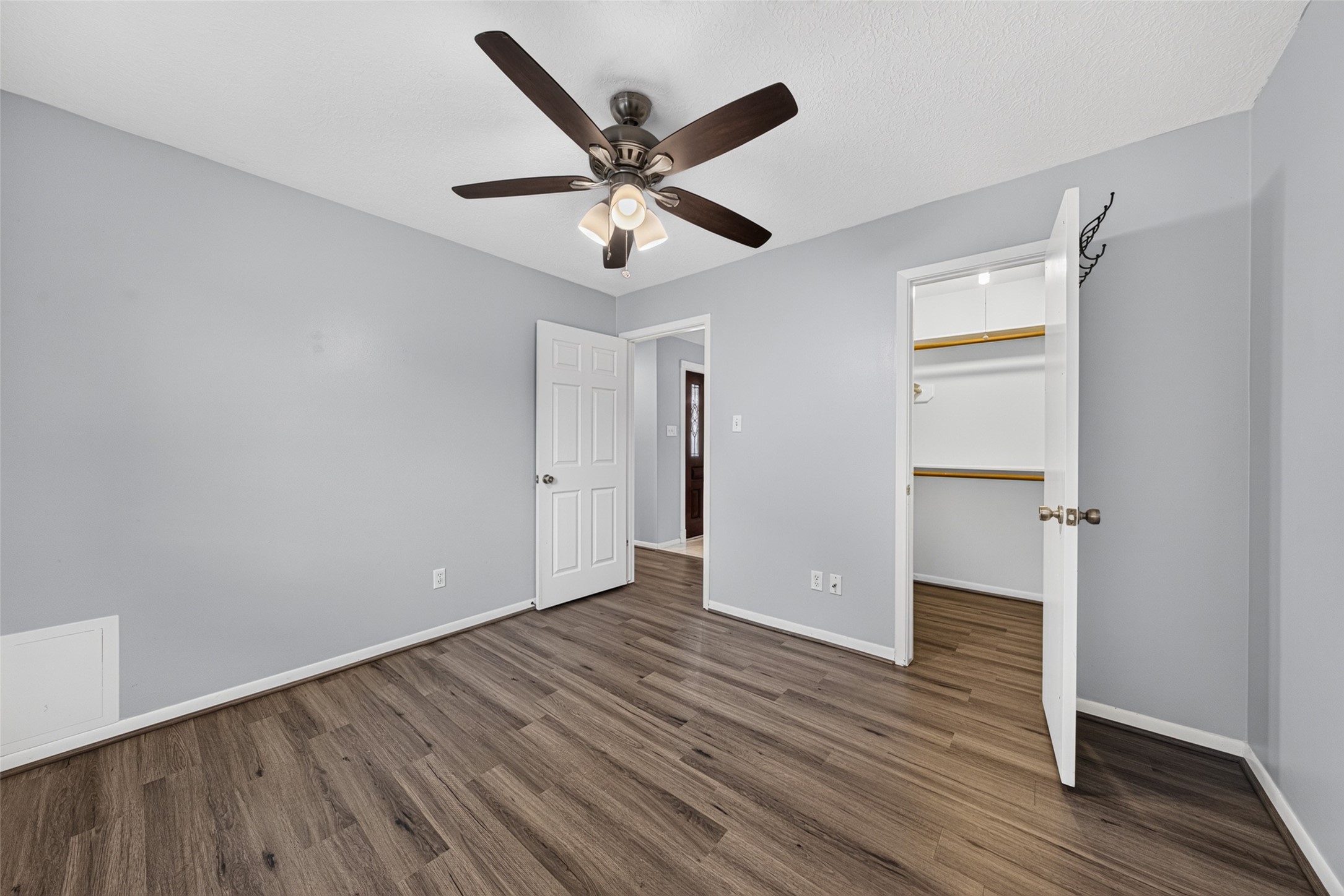 14122 Woodnook Drive Property Photo 24