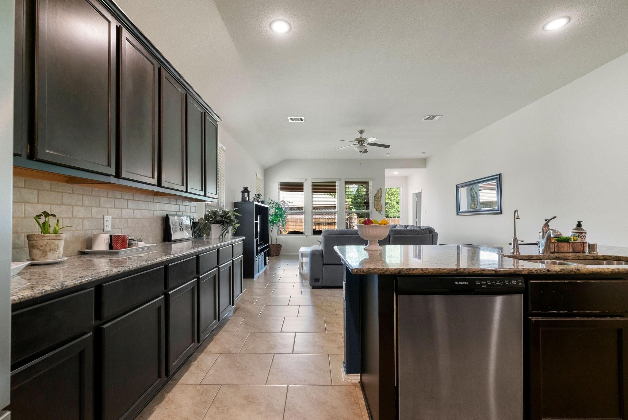 14011 Wolftrap Lane Property Photo 6