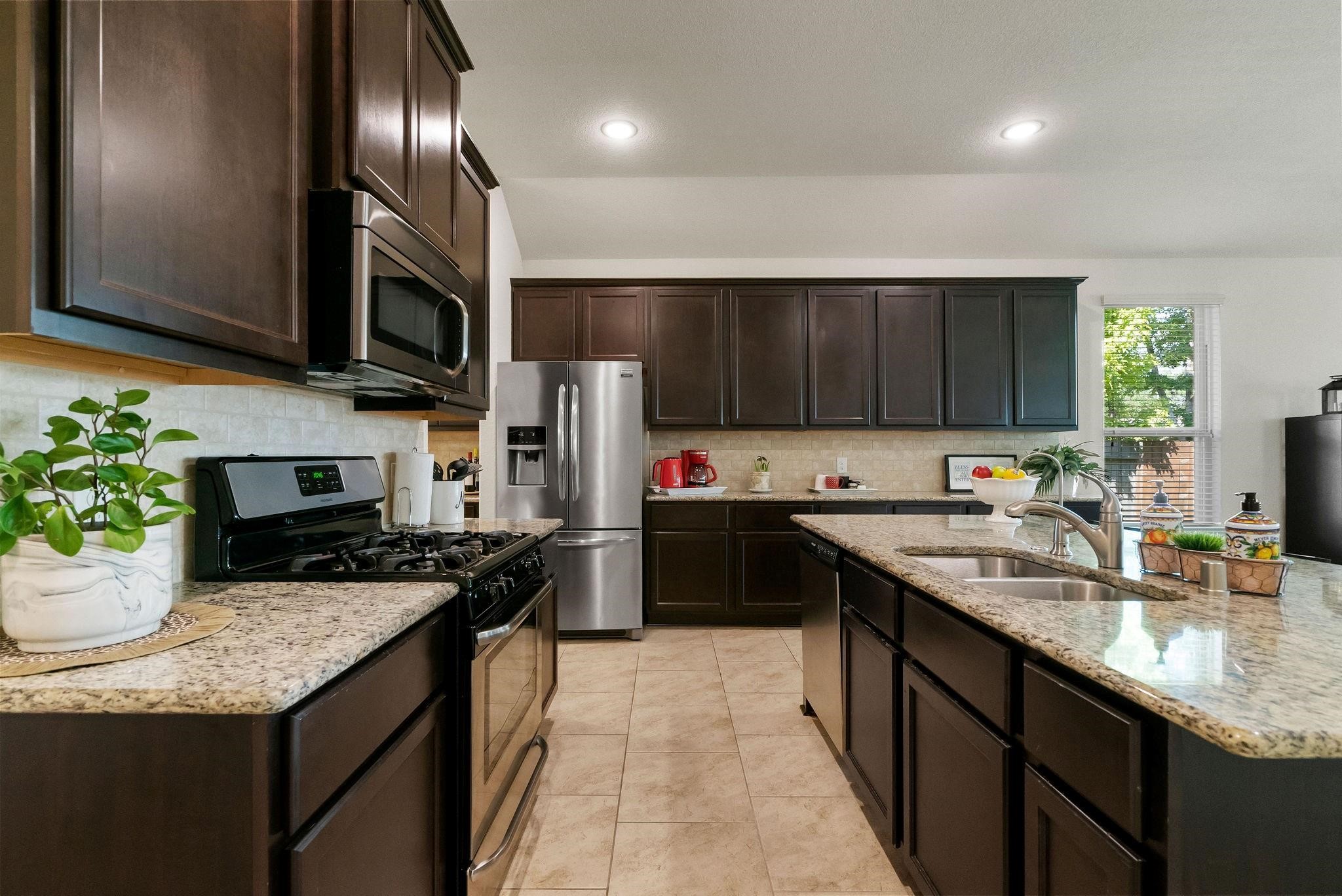 14011 Wolftrap Lane Property Photo 9