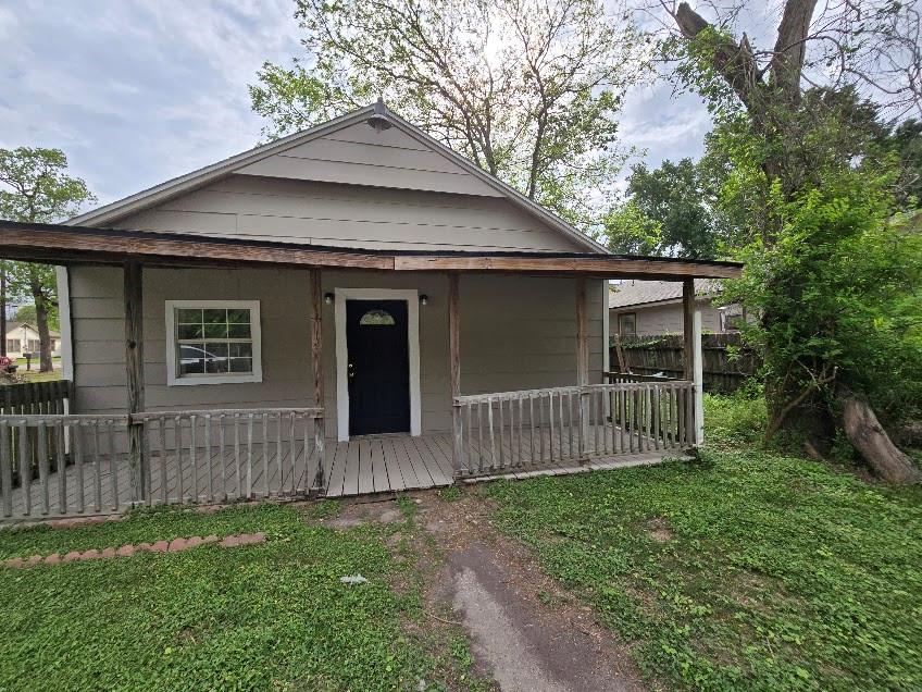 208 S 6th Street Property Photo 1