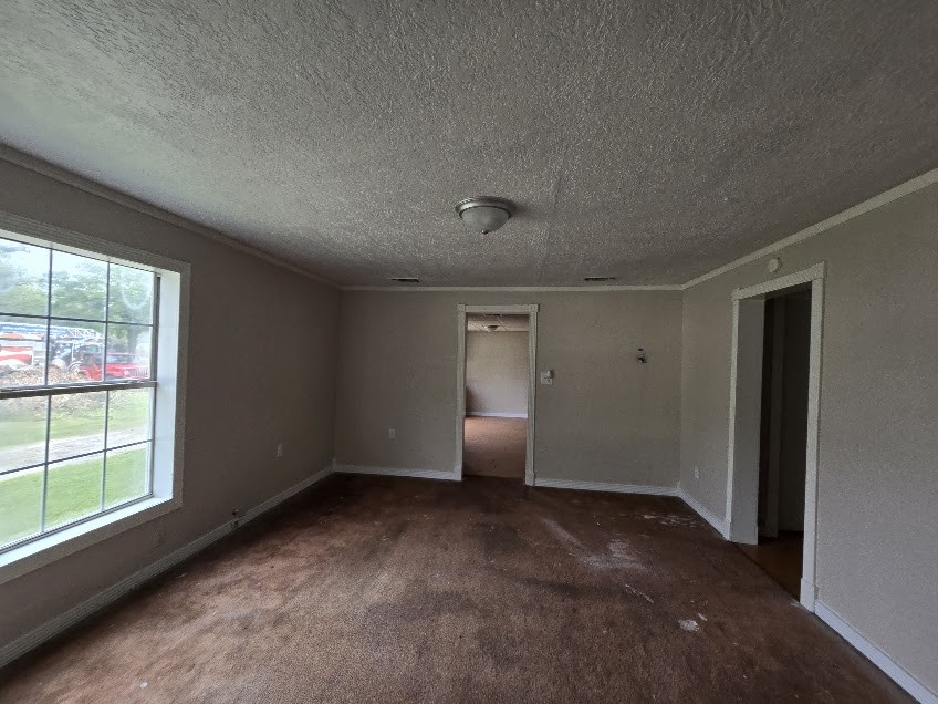 208 S 6th Street Property Photo 3