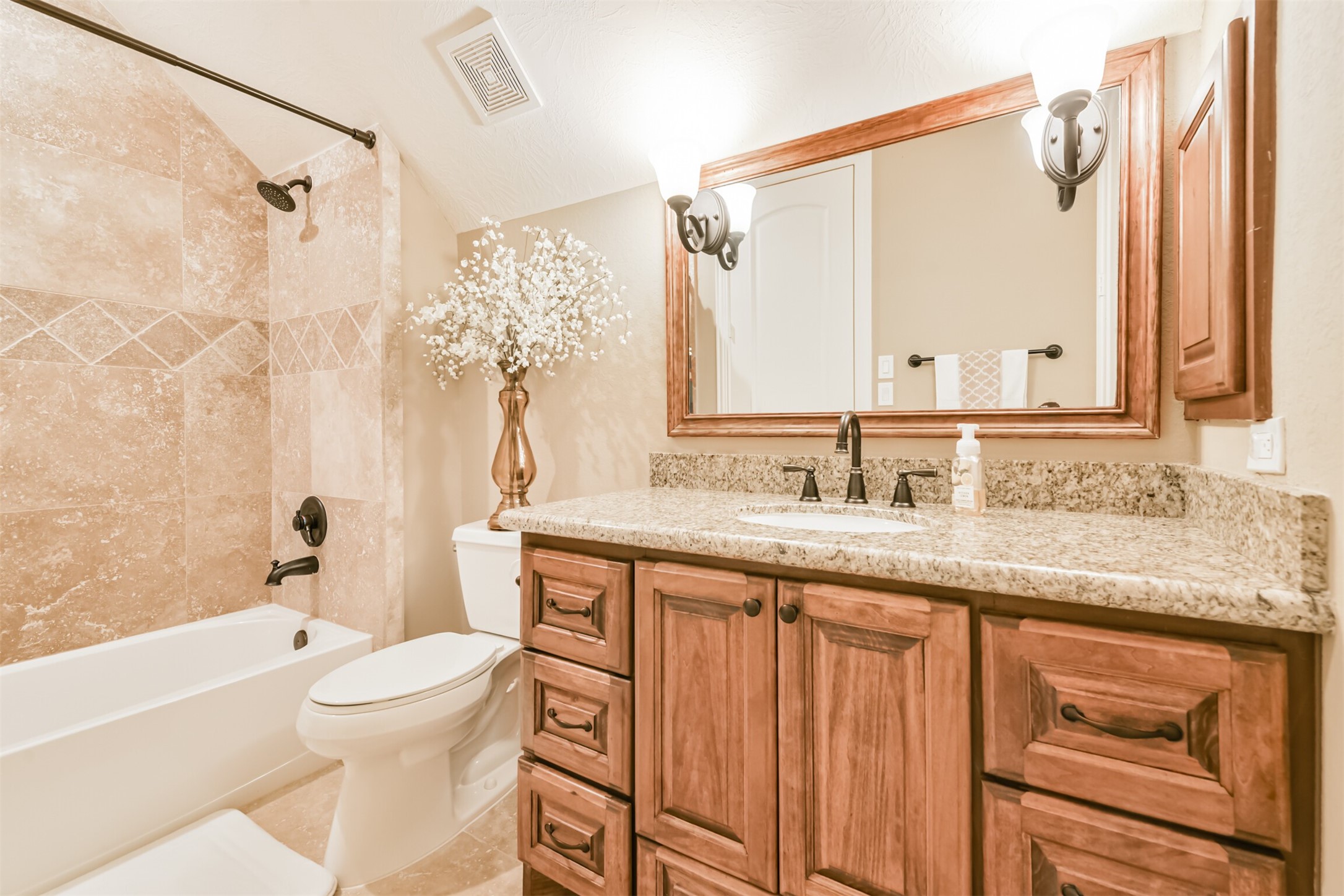 427 Lassen Villa Court Property Photo 41