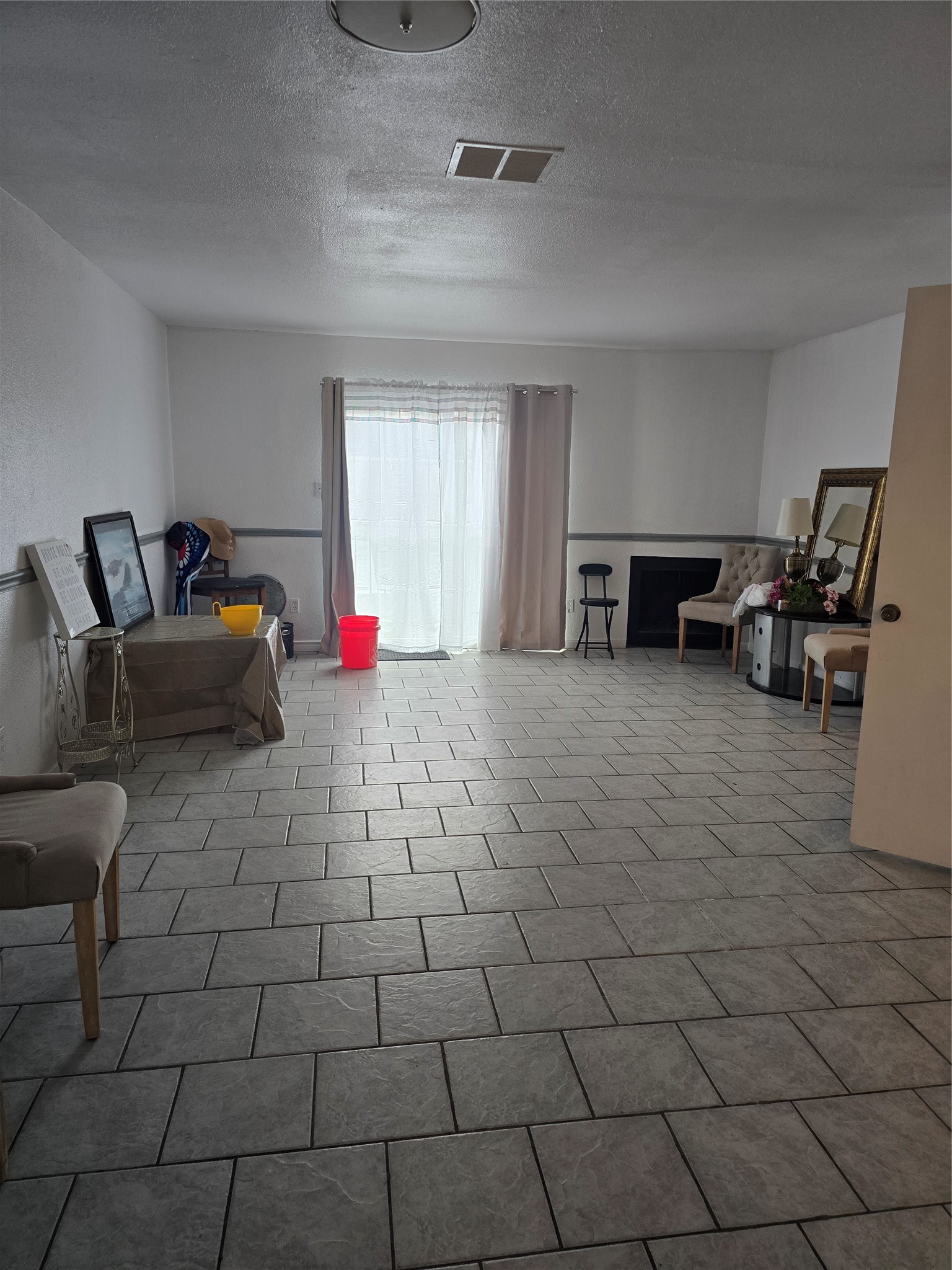 8405 Wilcrest Drive 2008 Property Photo 6