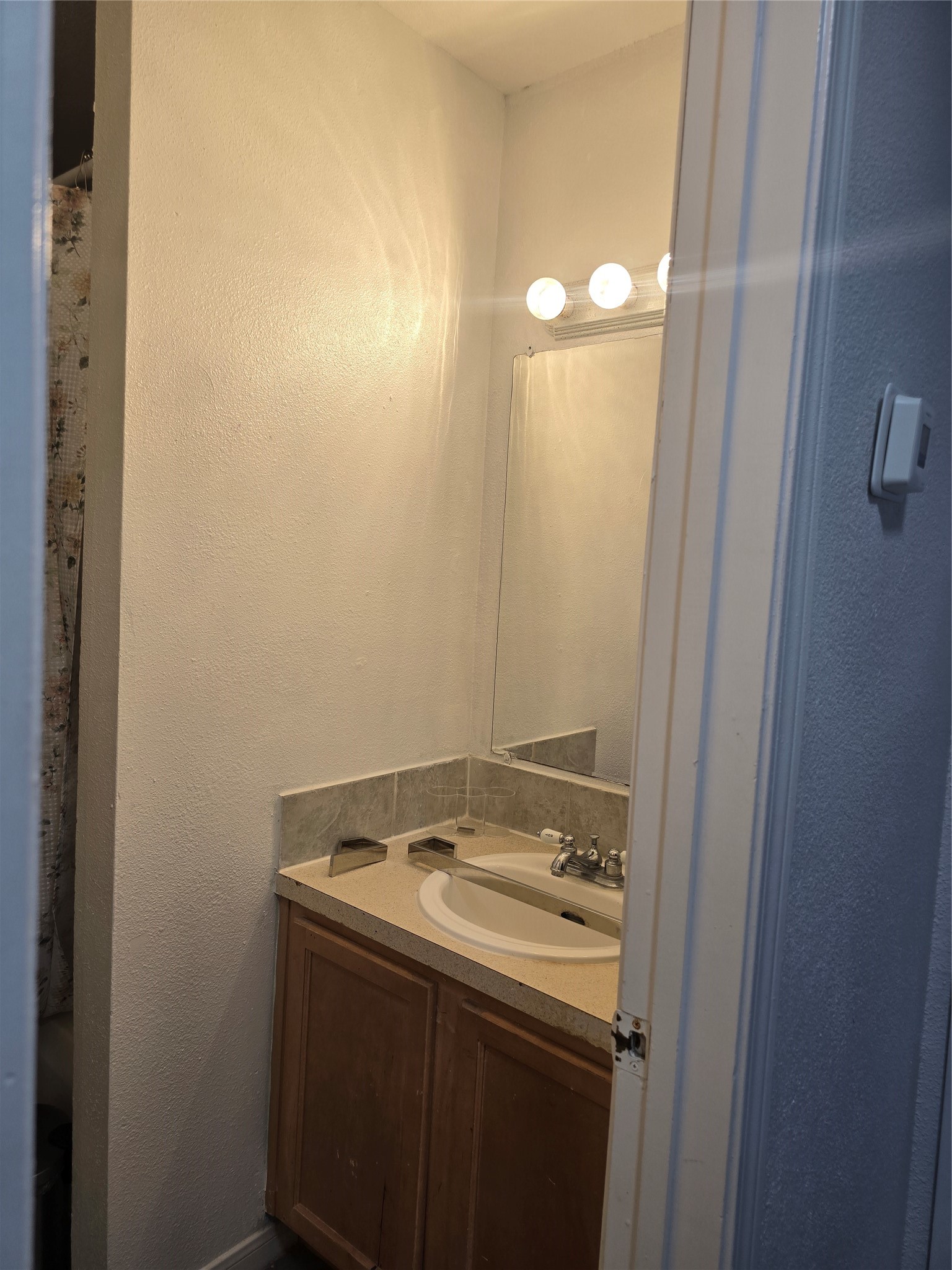 8405 Wilcrest Drive 2008 Property Photo 13