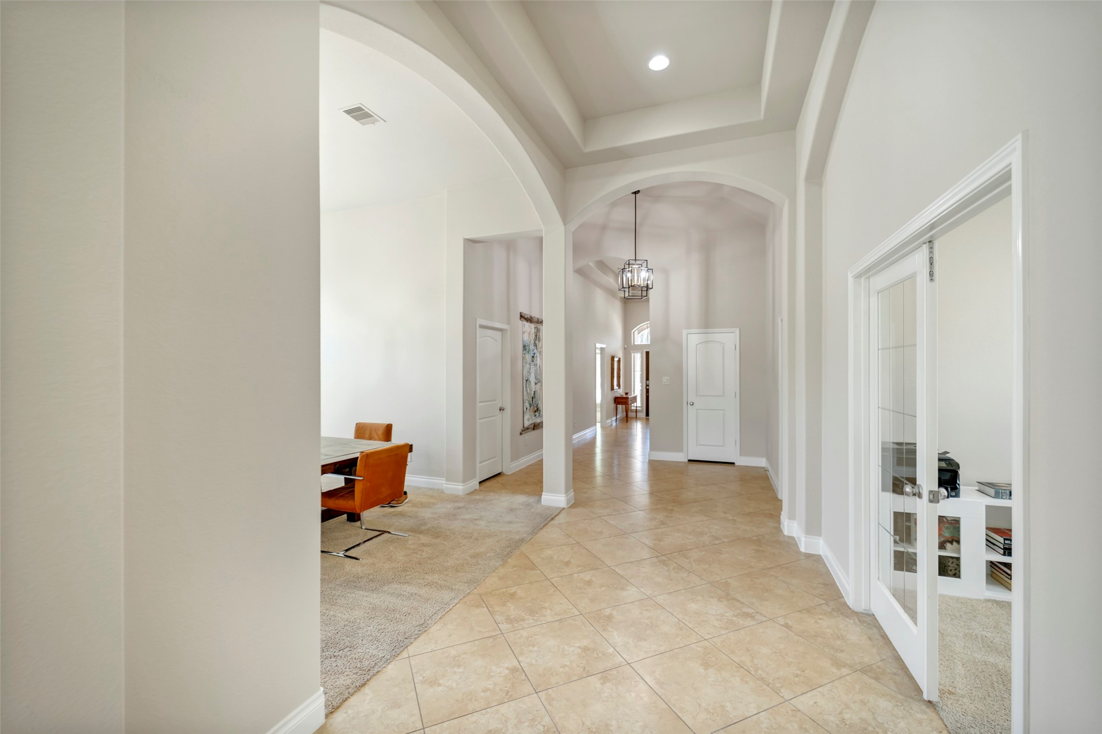 17638 Cleeves Drive Property Photo 5