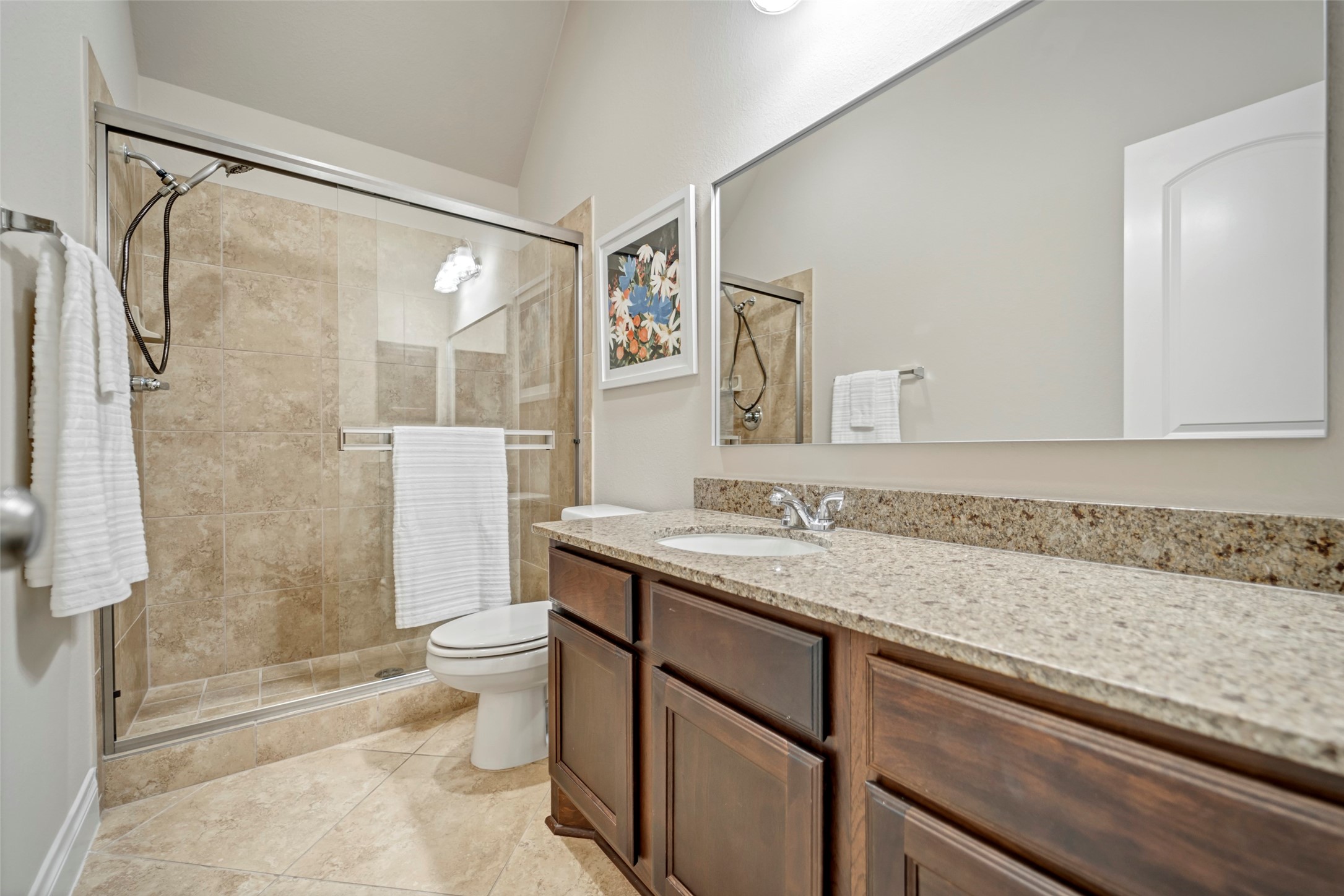 17638 Cleeves Drive Property Photo 9