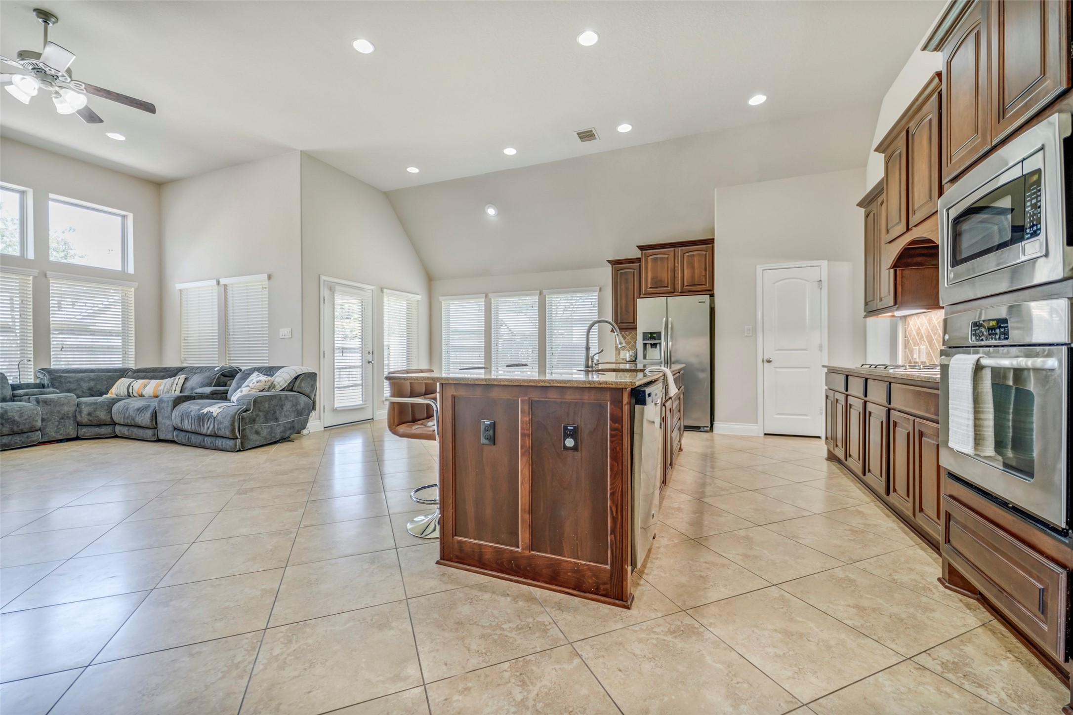 17638 Cleeves Drive Property Photo 21