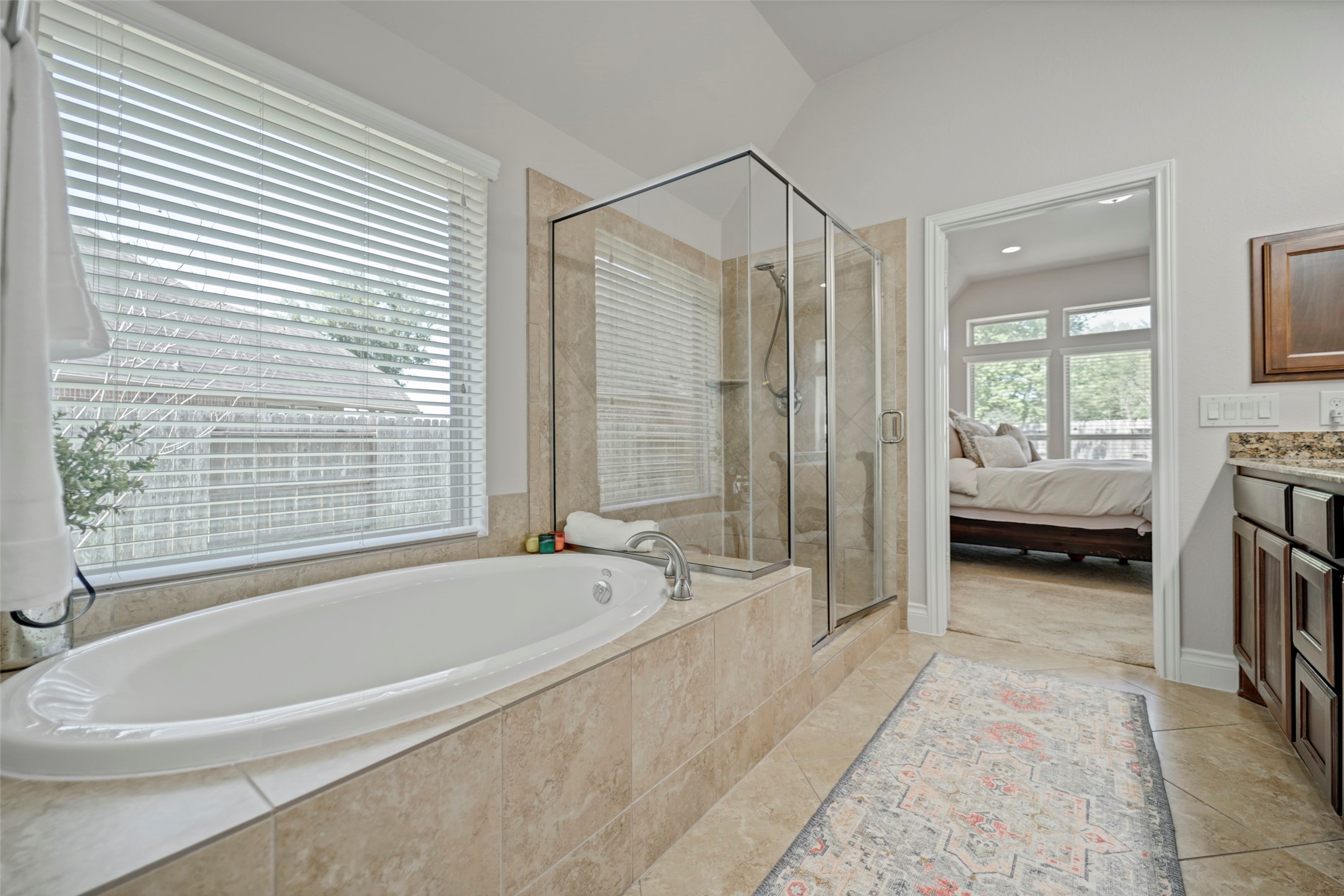 17638 Cleeves Drive Property Photo 27