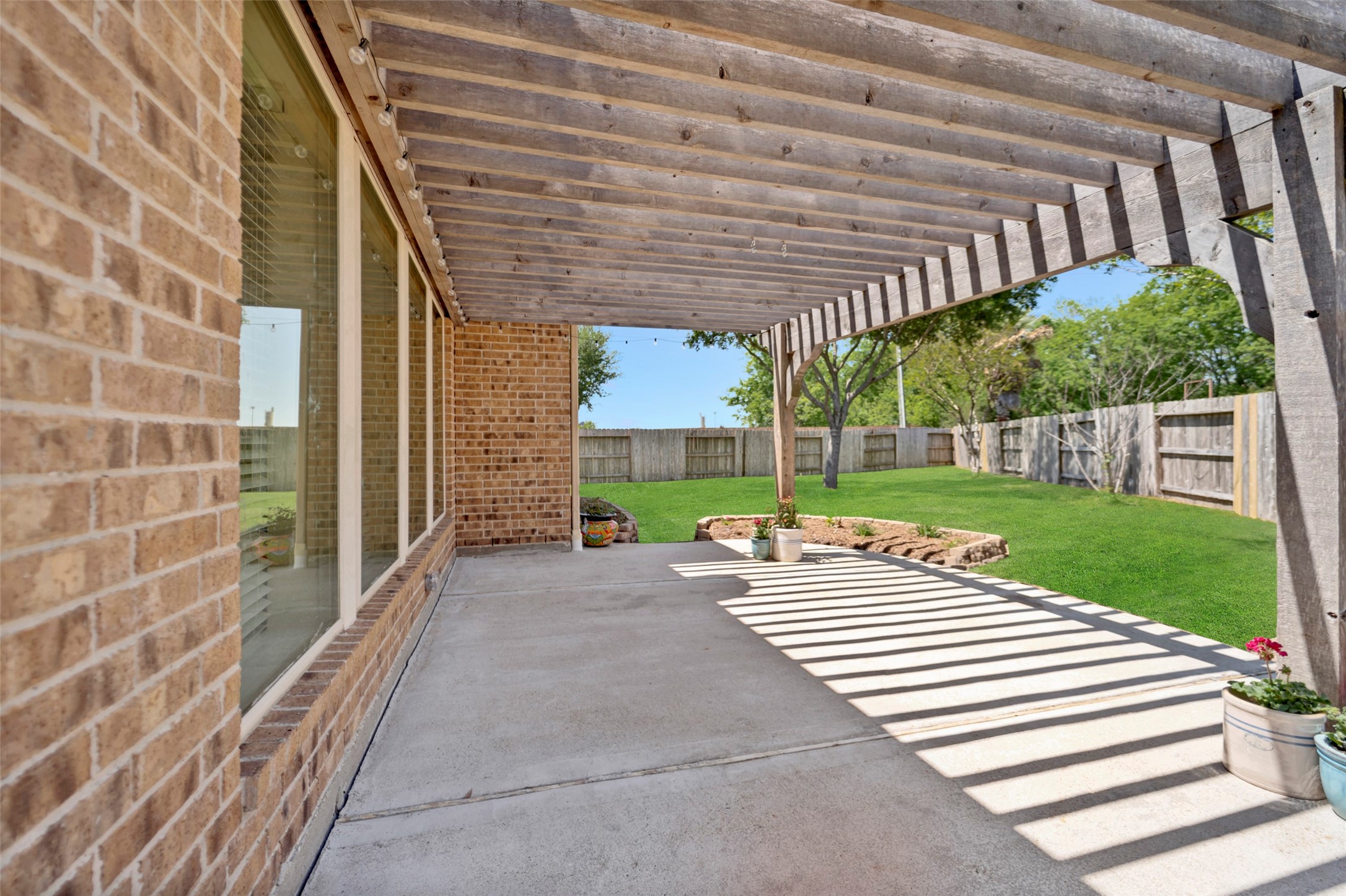 17638 Cleeves Drive Property Photo 34