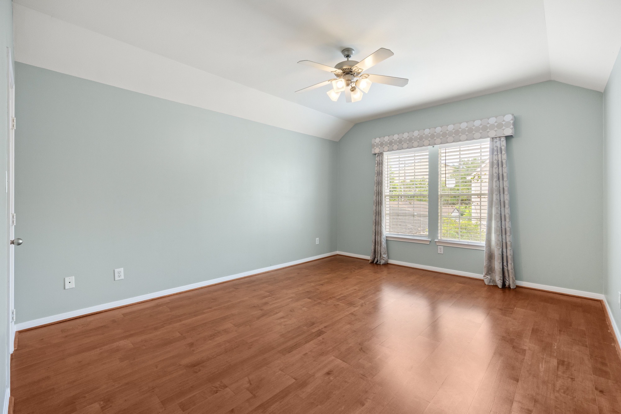 1708 Dennis Street Property Photo 14