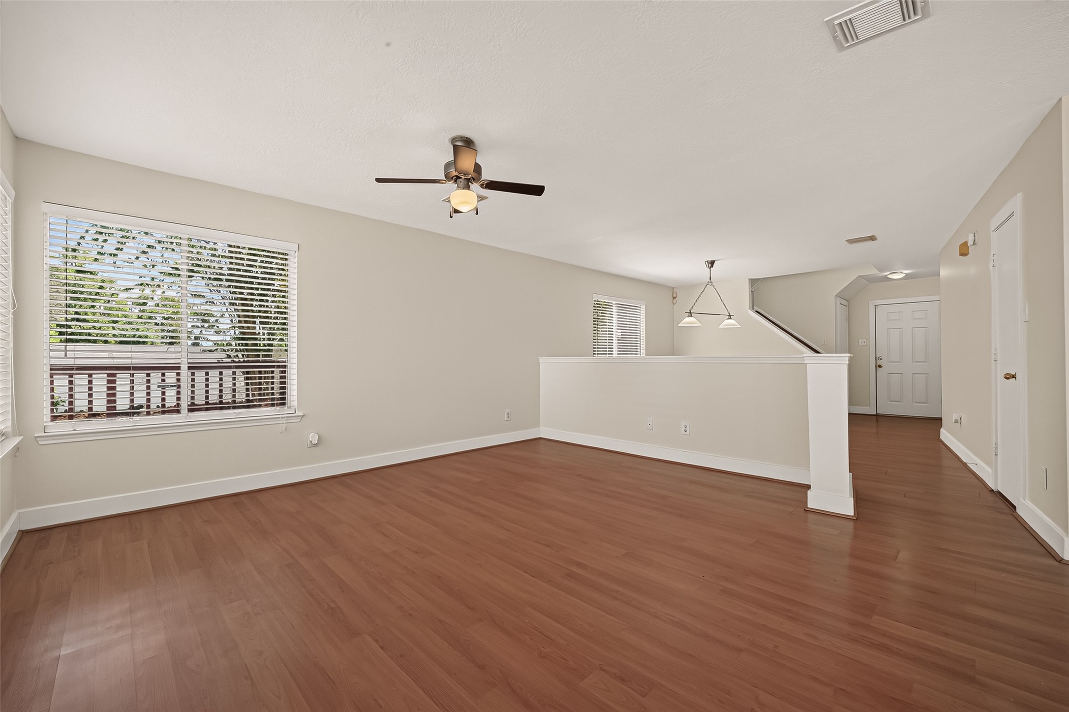 18911 Atasca Oaks Drive Property Photo 8