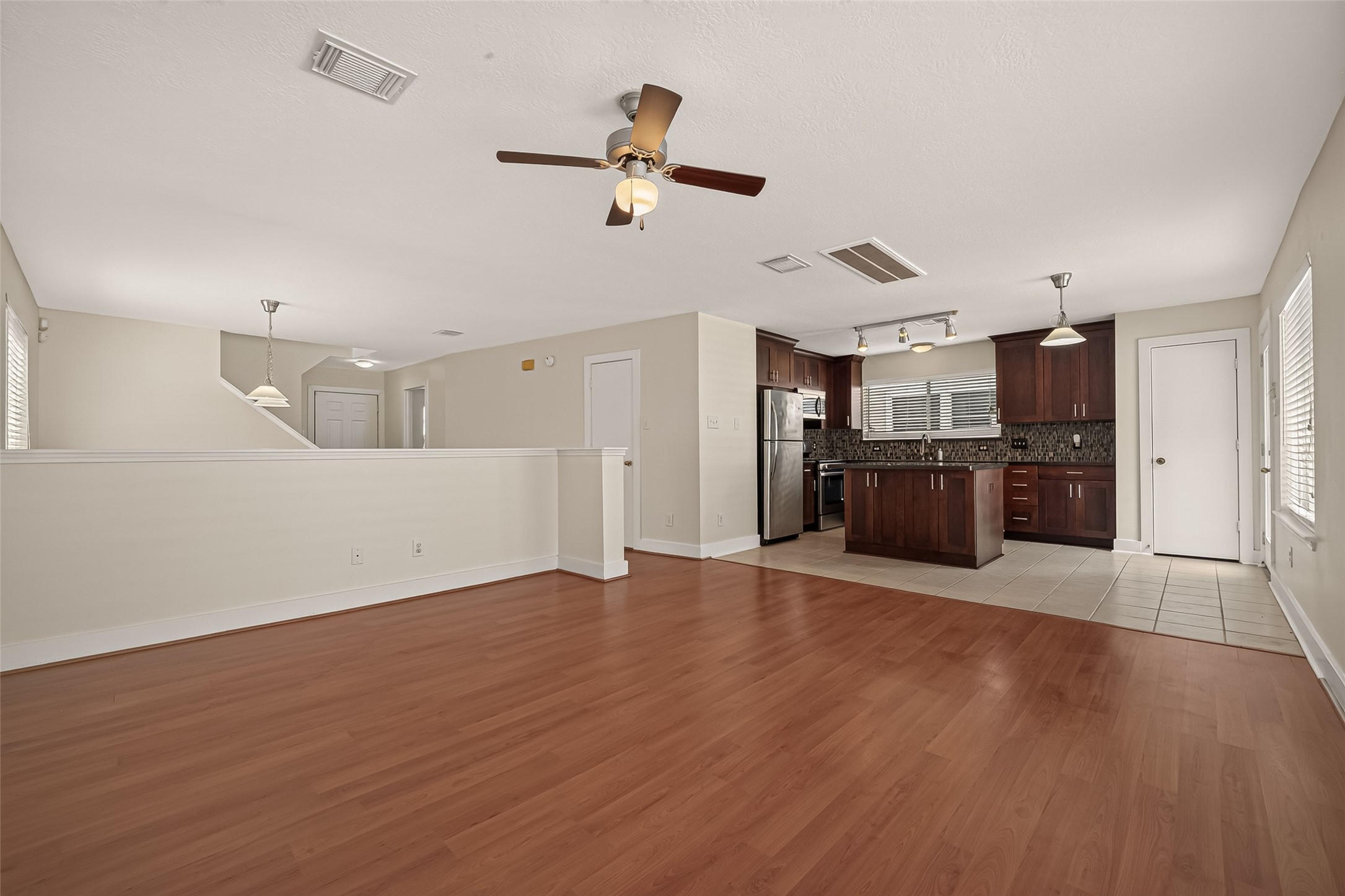 18911 Atasca Oaks Drive Property Photo 9