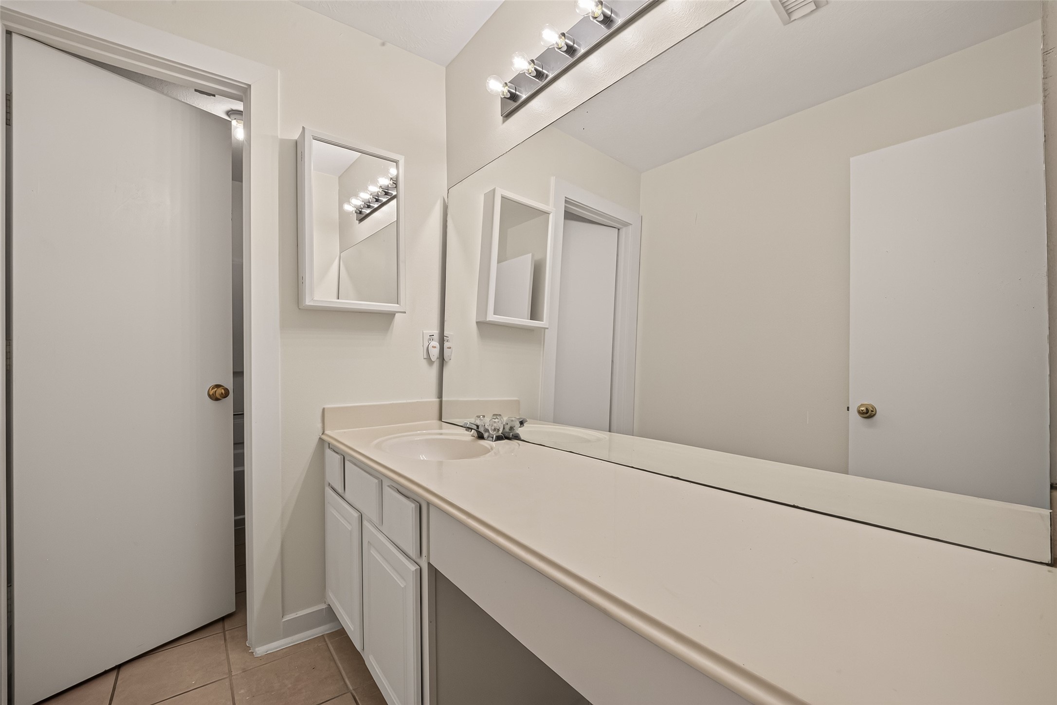 18911 Atasca Oaks Drive Property Photo 24
