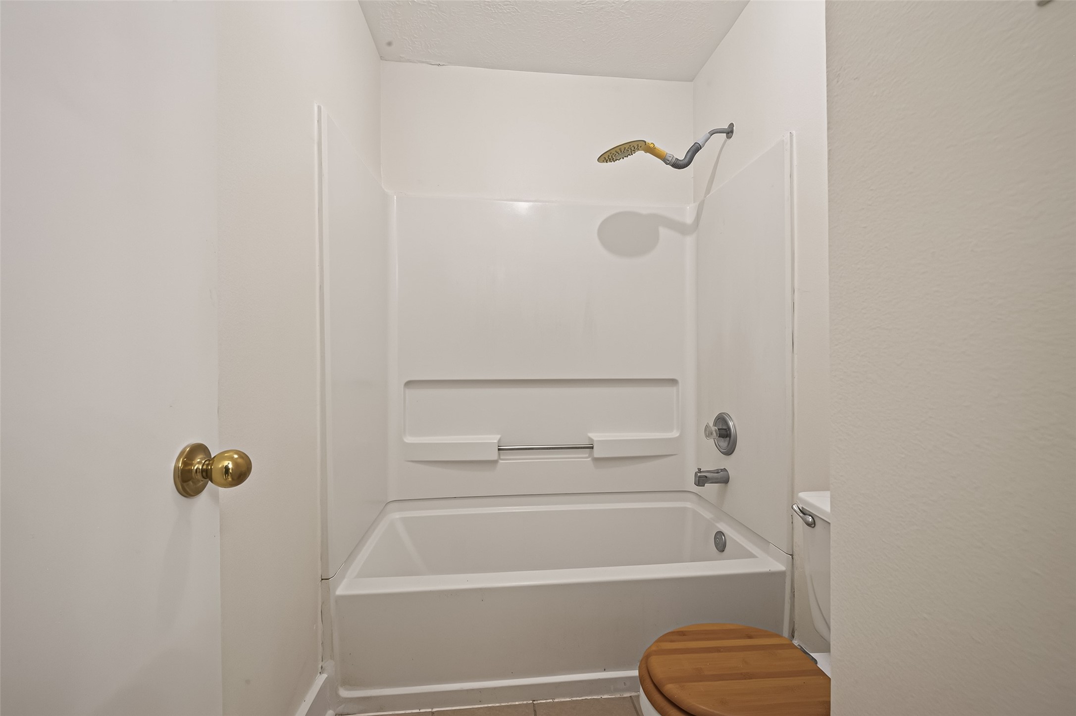 18911 Atasca Oaks Drive Property Photo 25