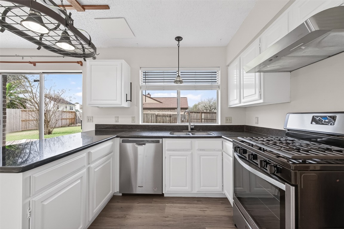 3102 Lakefield Way Property Photo 16
