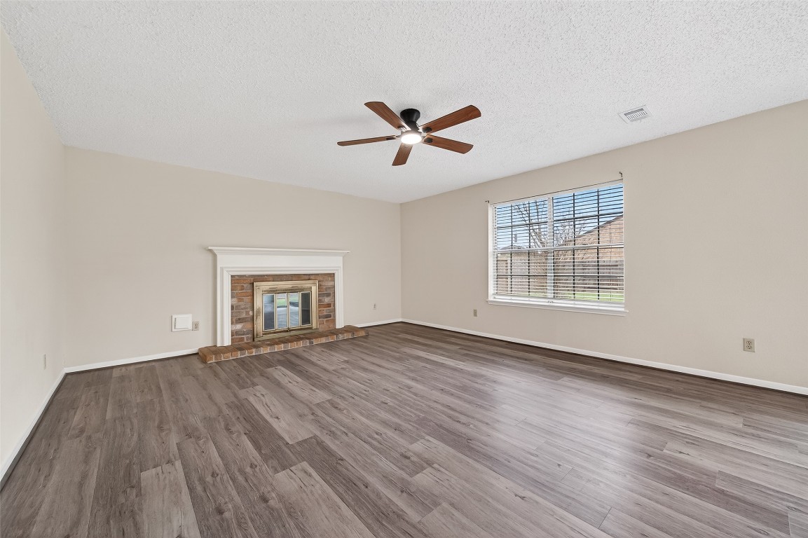 3102 Lakefield Way Property Photo 20