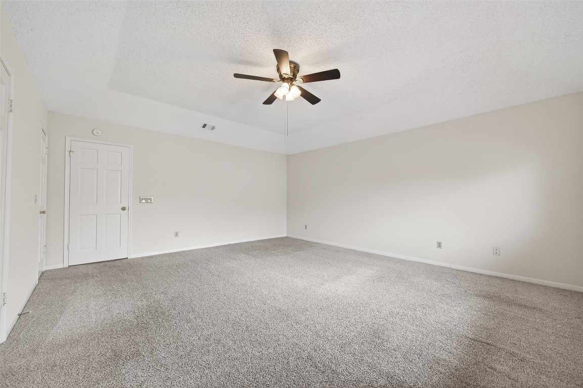 3102 Lakefield Way Property Photo 27