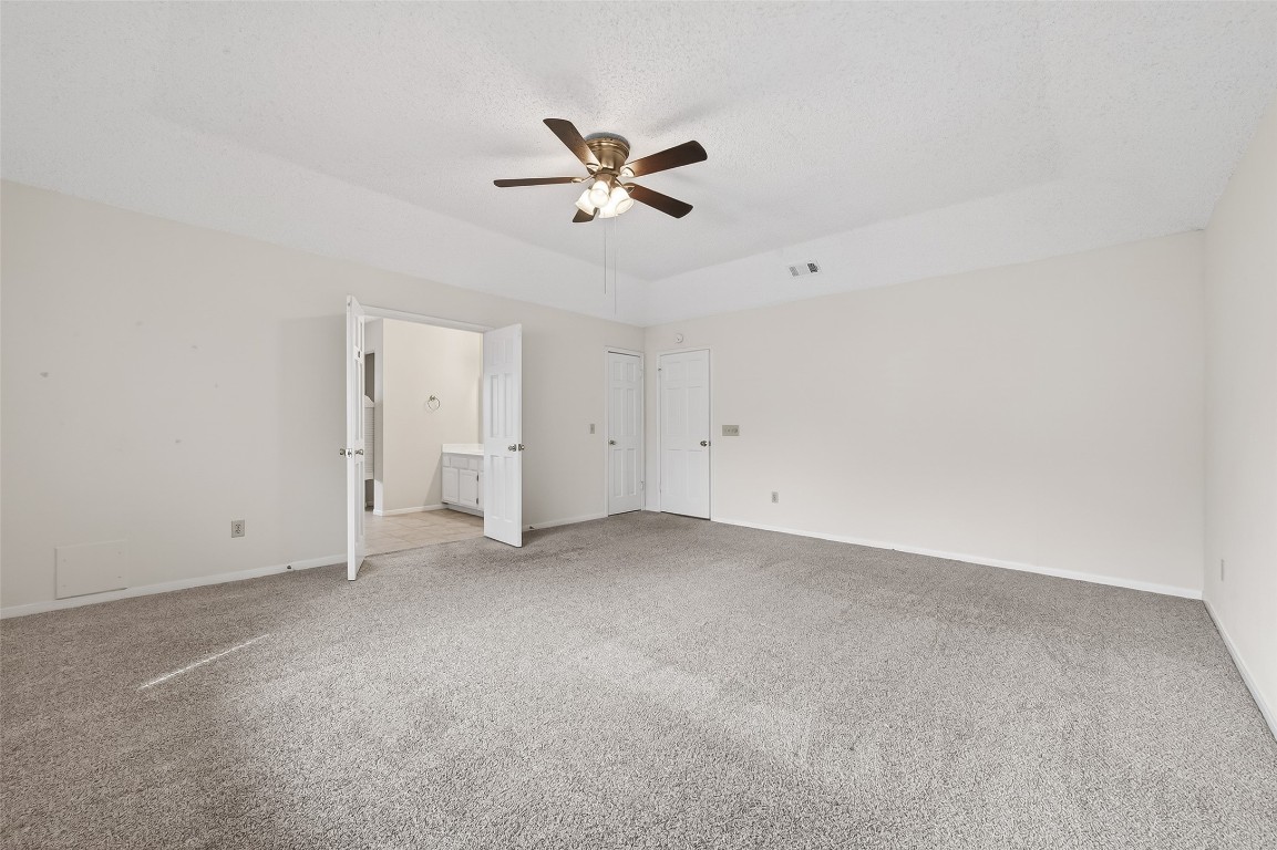 3102 Lakefield Way Property Photo 28