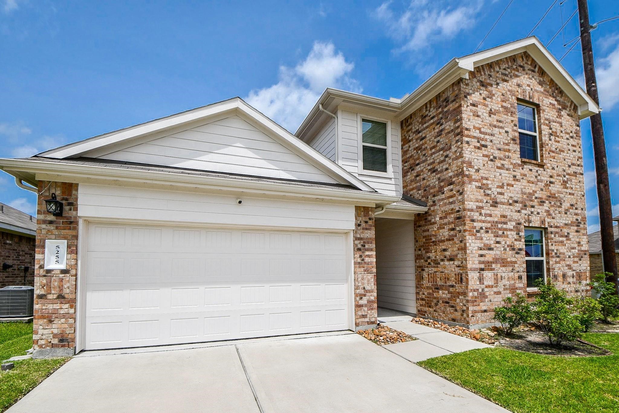 5255 Cherry Tallow Trail Property Photo 3