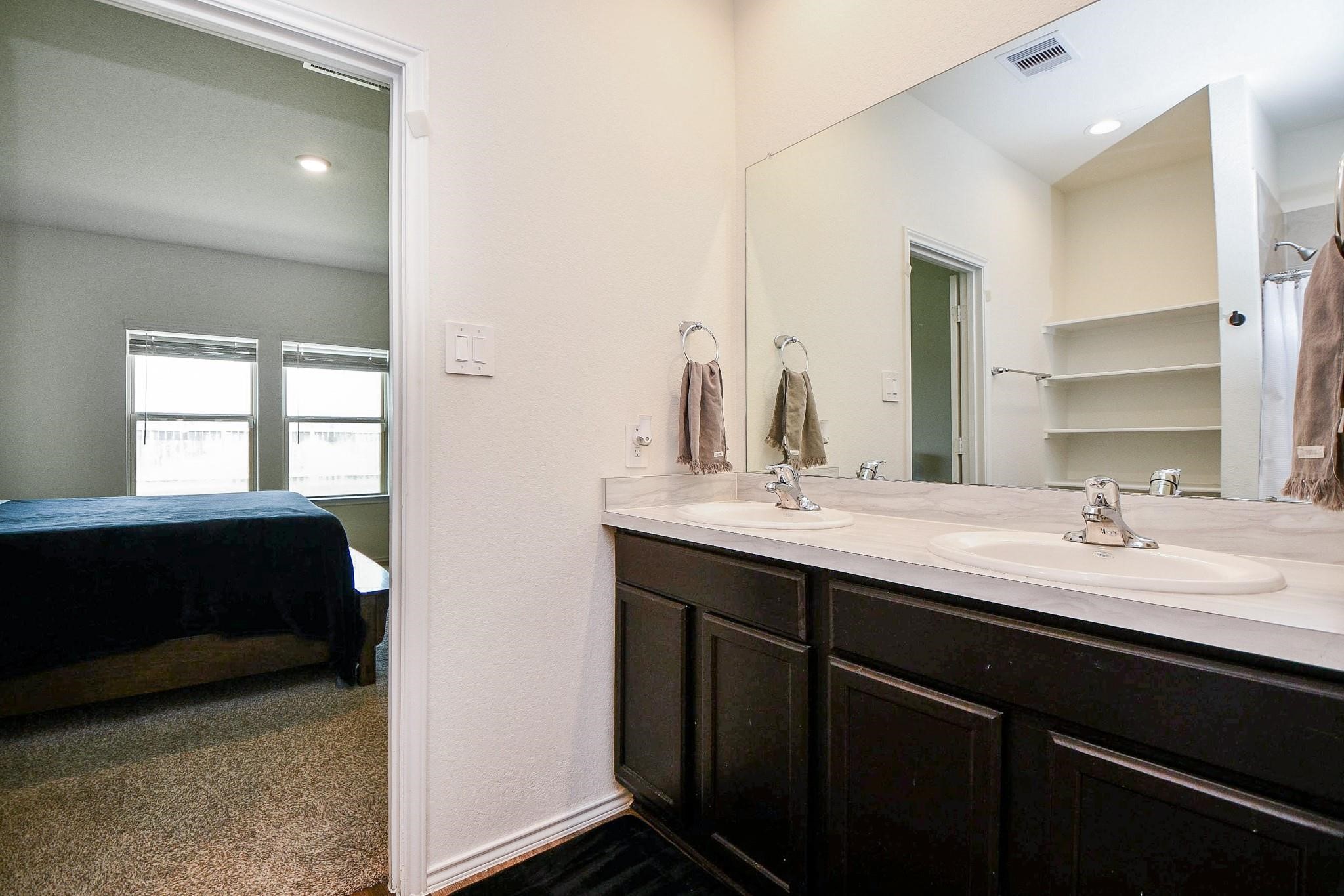 5255 Cherry Tallow Trail Property Photo 9