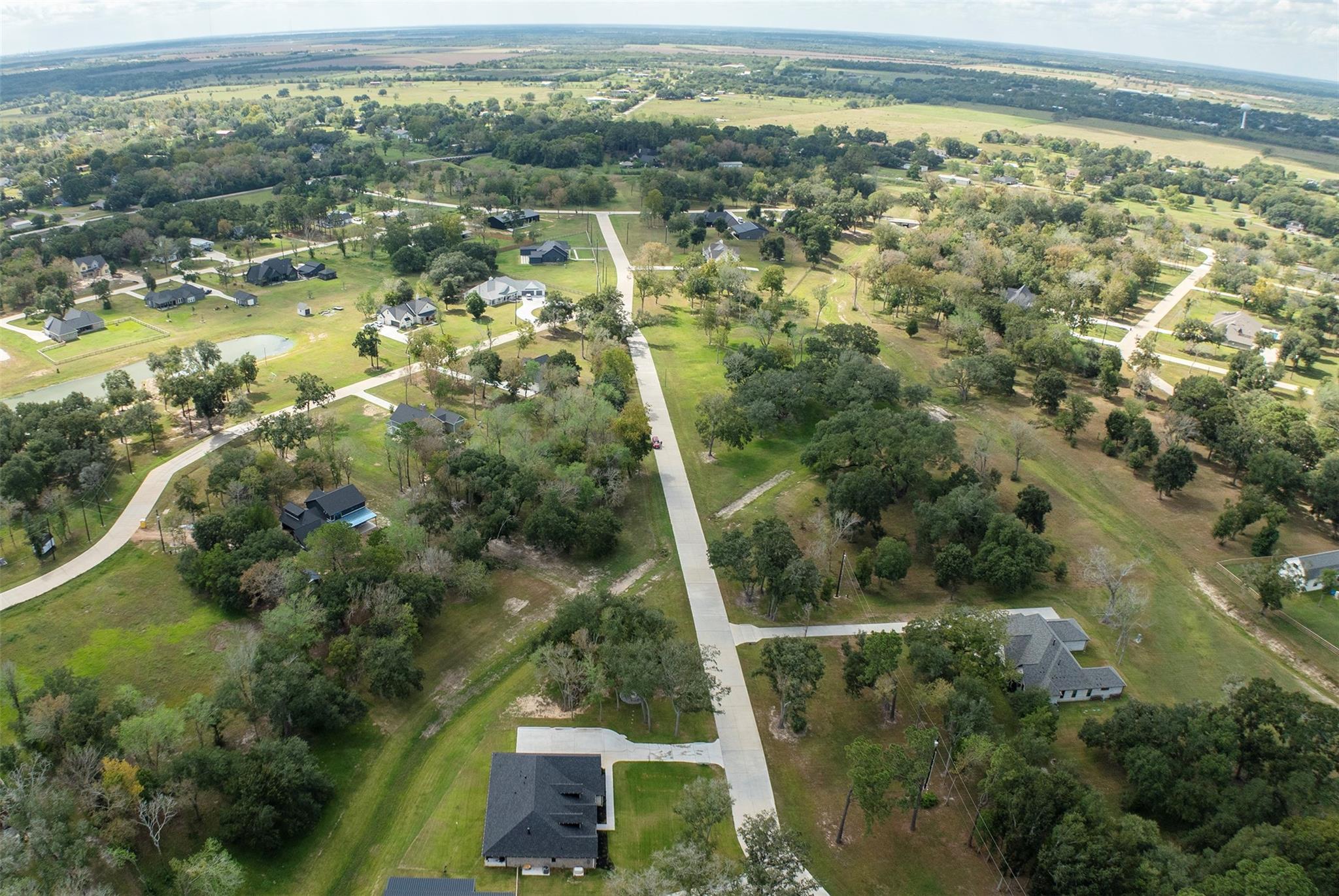2710 Whispering Pine Drive Property Photo 9