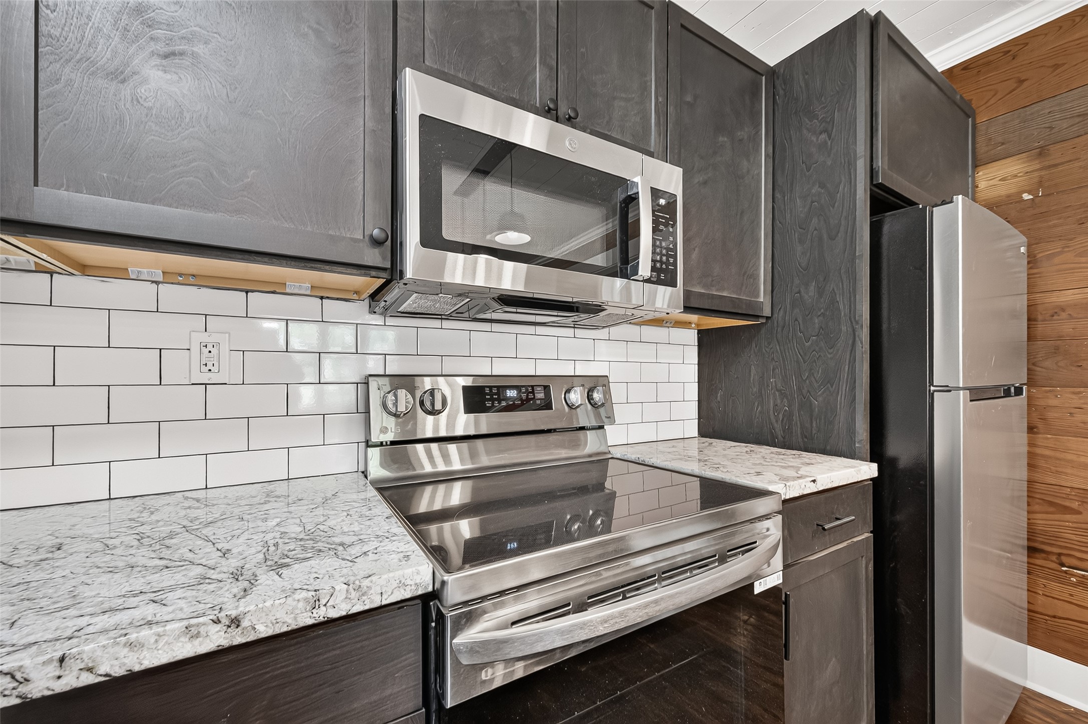 321 S Arcola Street Property Photo 14