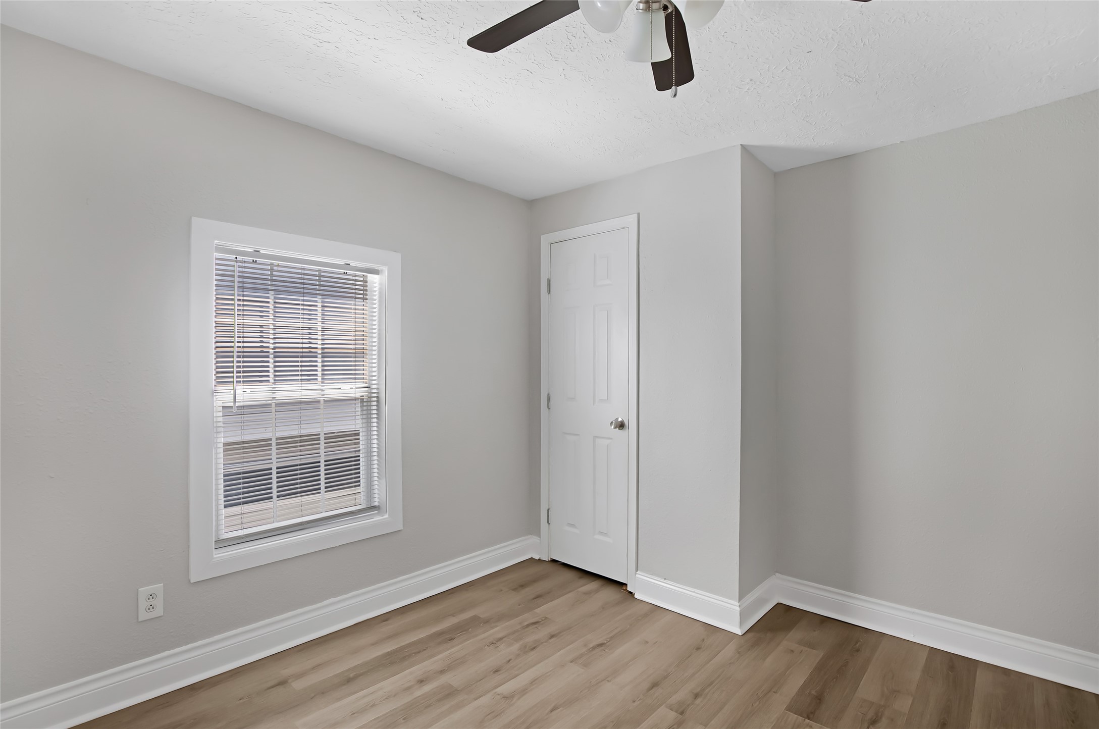 5411 Arapahoe Street Property Photo 27